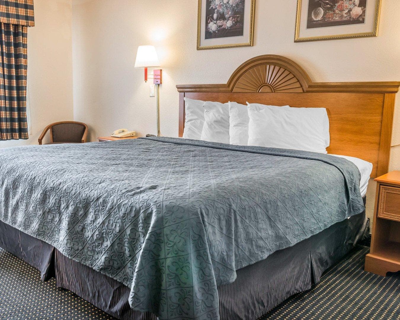 Quality Inn Kalamazoo near Wings Stadium — 8