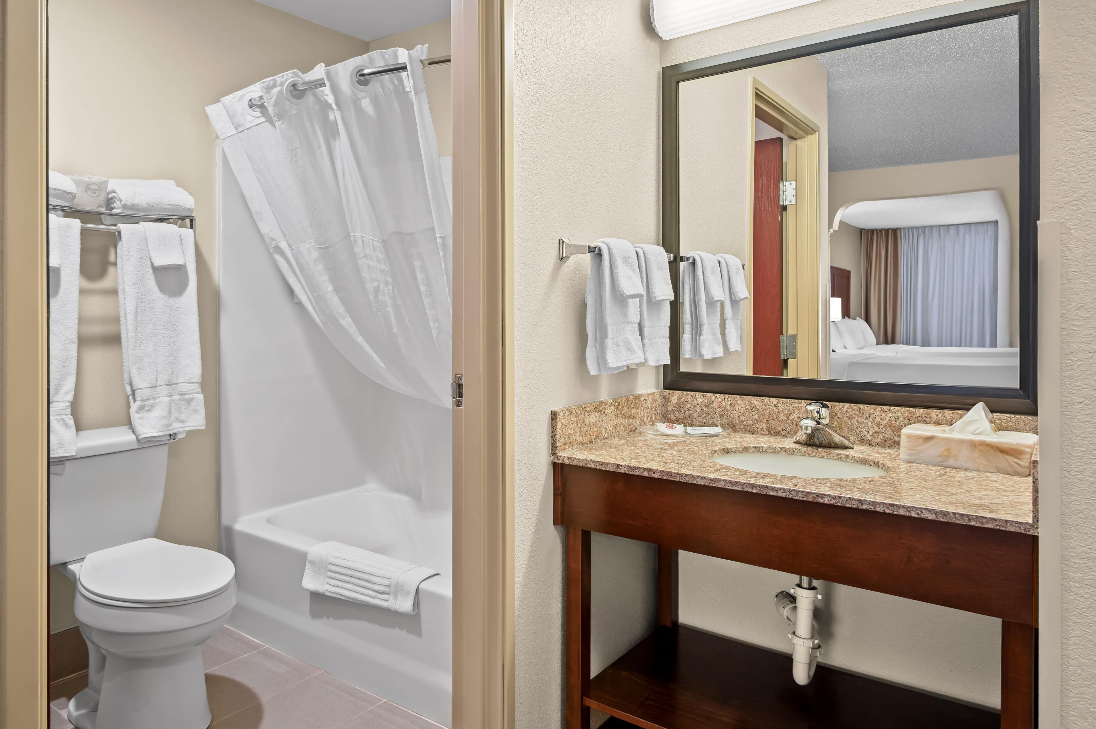 Comfort Suites Grandville - Grand Rapids SW — 18