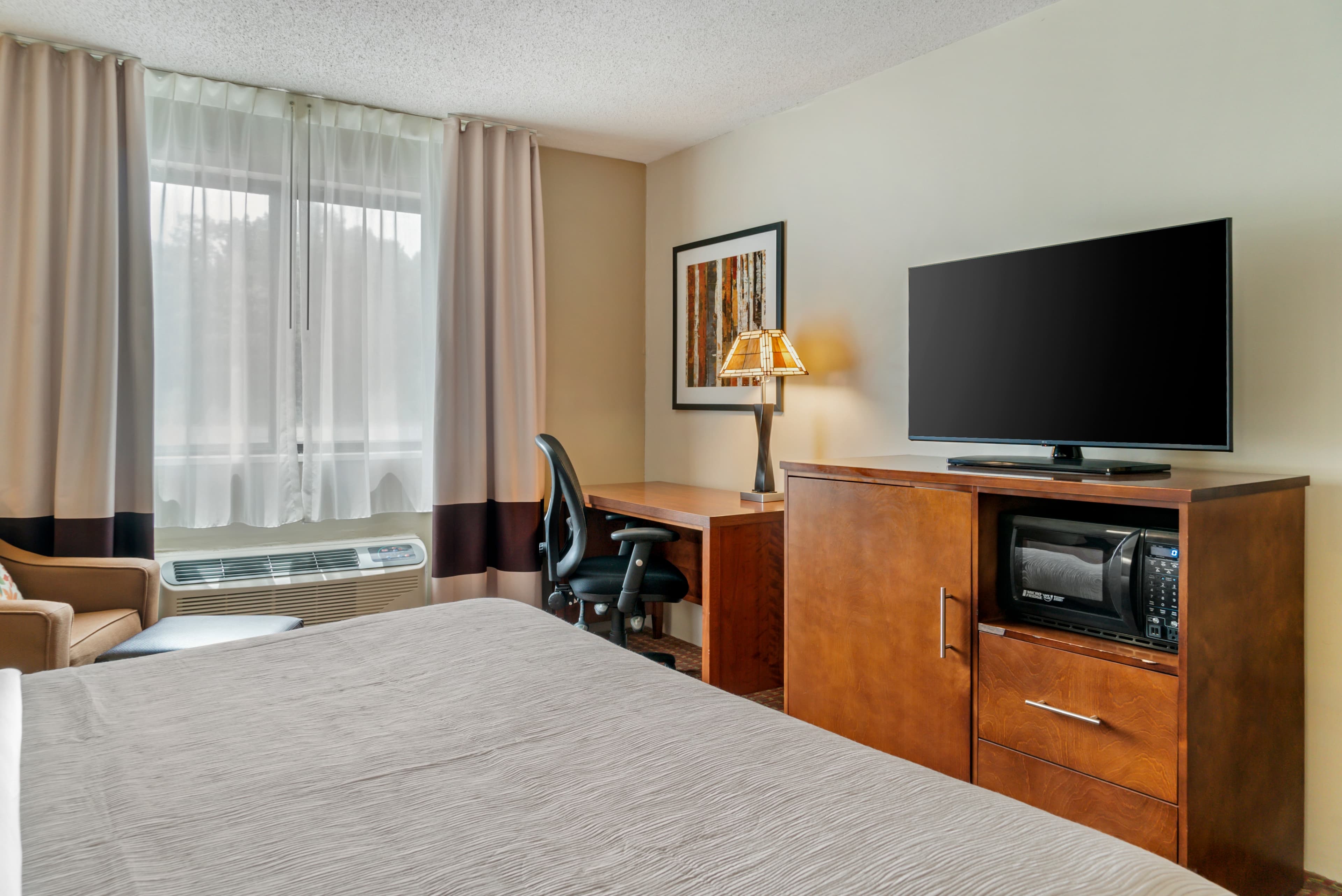 Quality Inn Saint Ignace I-75 — 7