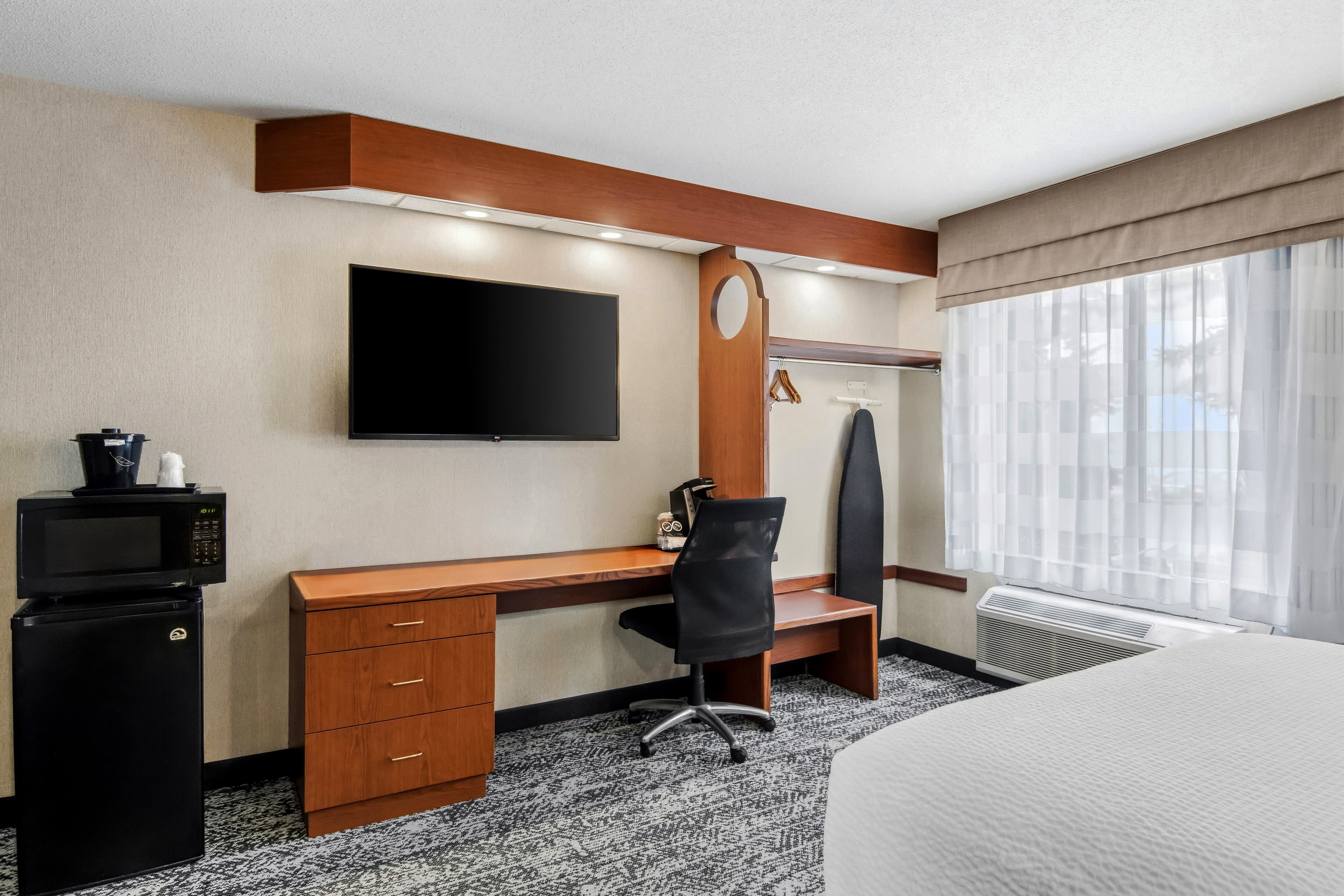 Sleep Inn & Suites Bay View Acme - Traverse City — 6
