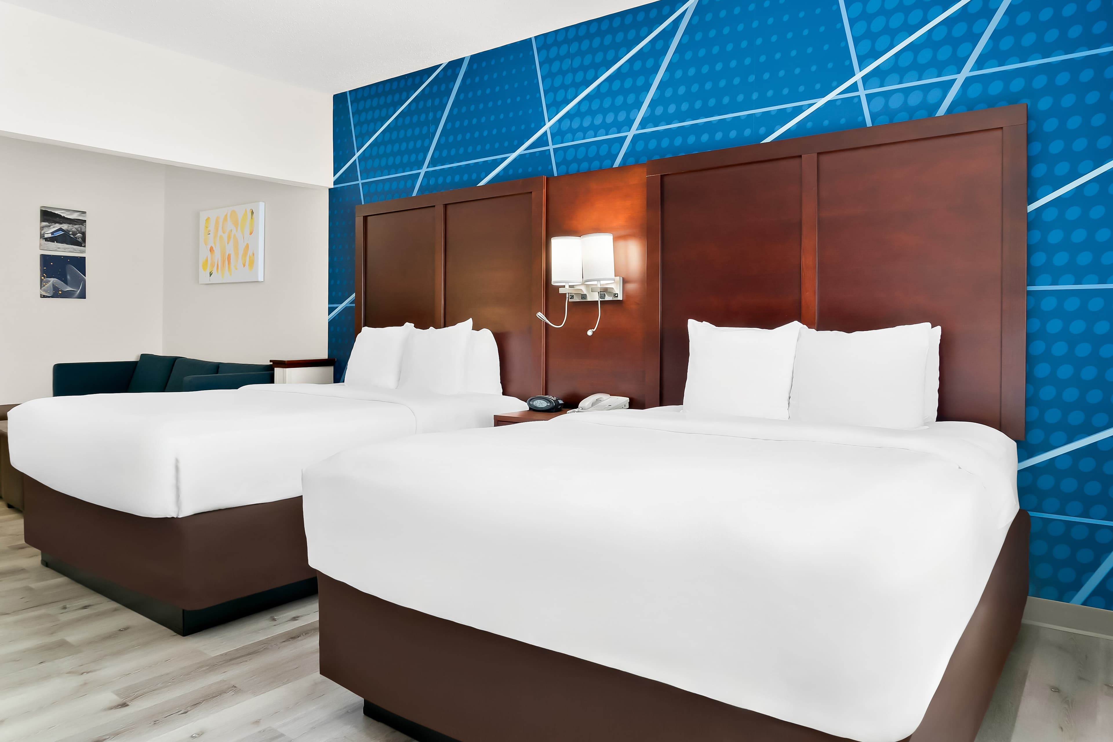 Comfort Suites Southfield/Detroit — 22