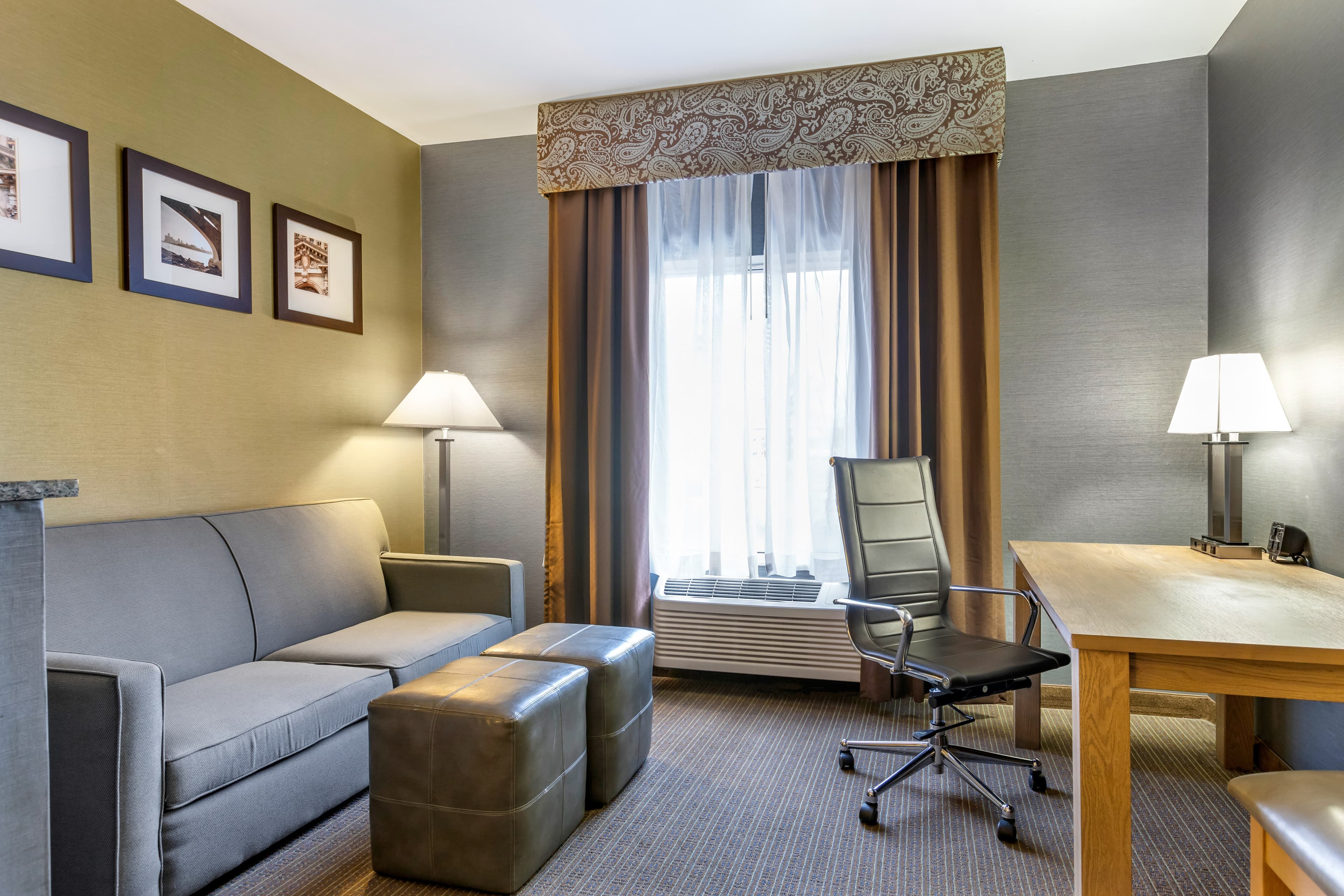 Comfort Suites Southgate-Detroit — 21