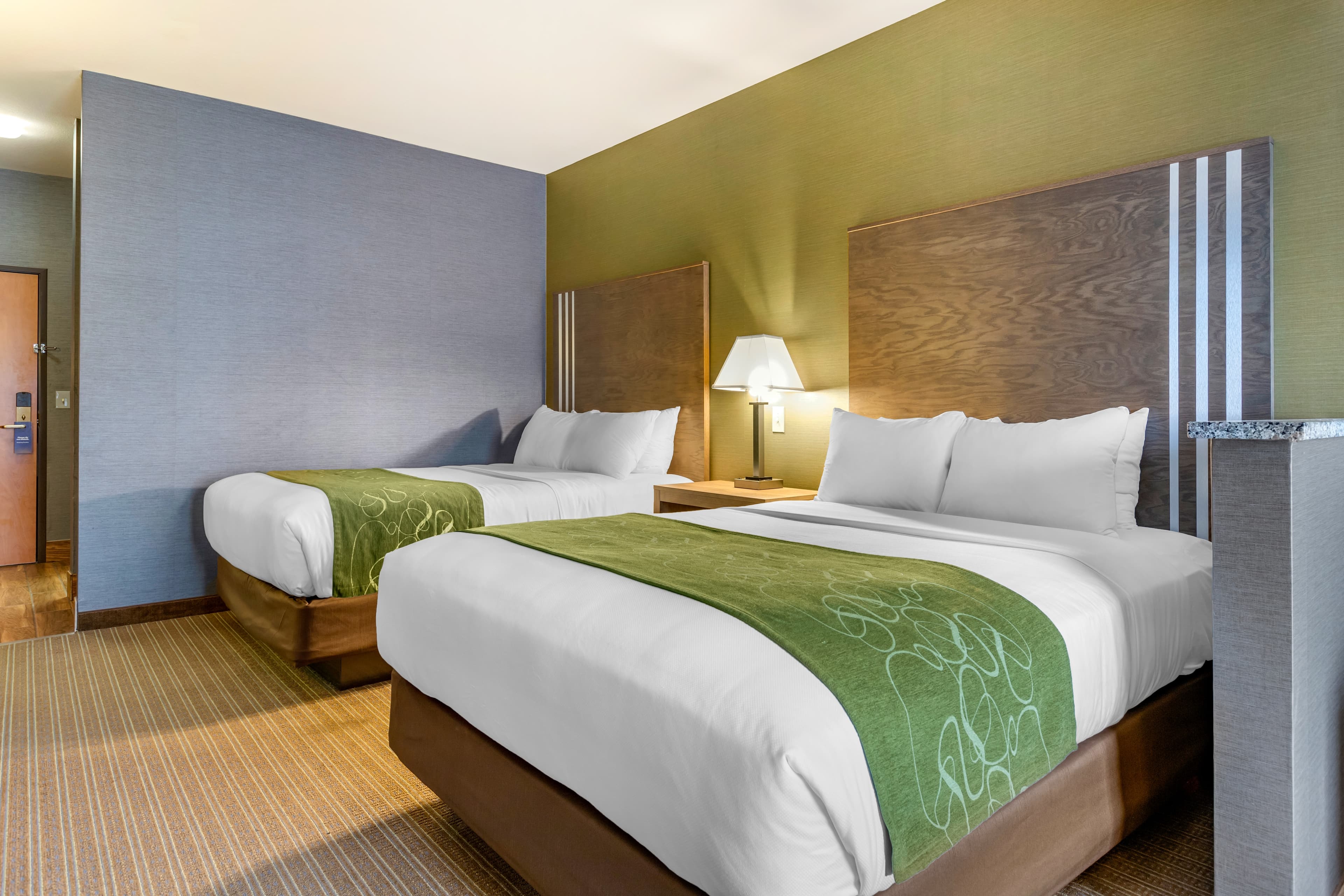 Comfort Suites Southgate-Detroit — 7