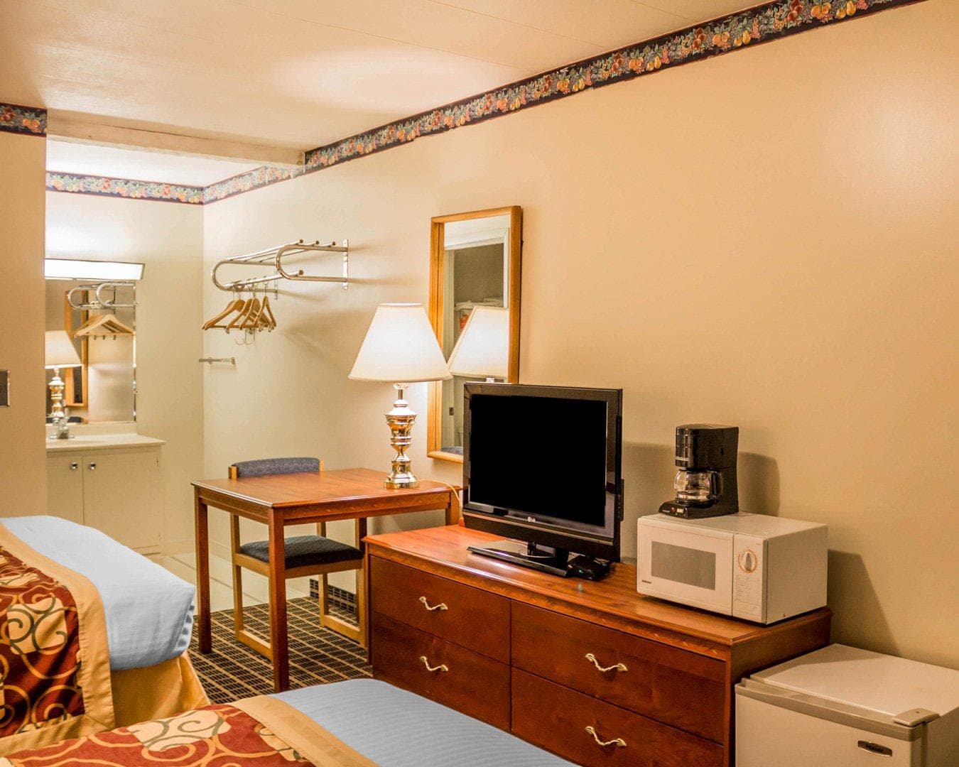 Rodeway Inn Kalkaska — 14