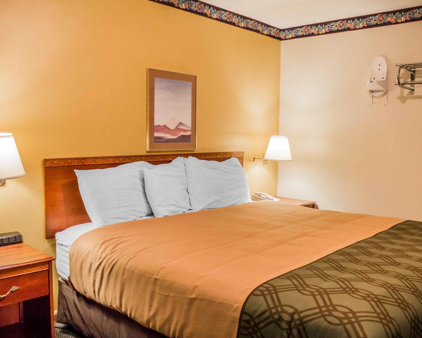 Rodeway Inn Kalkaska — 8