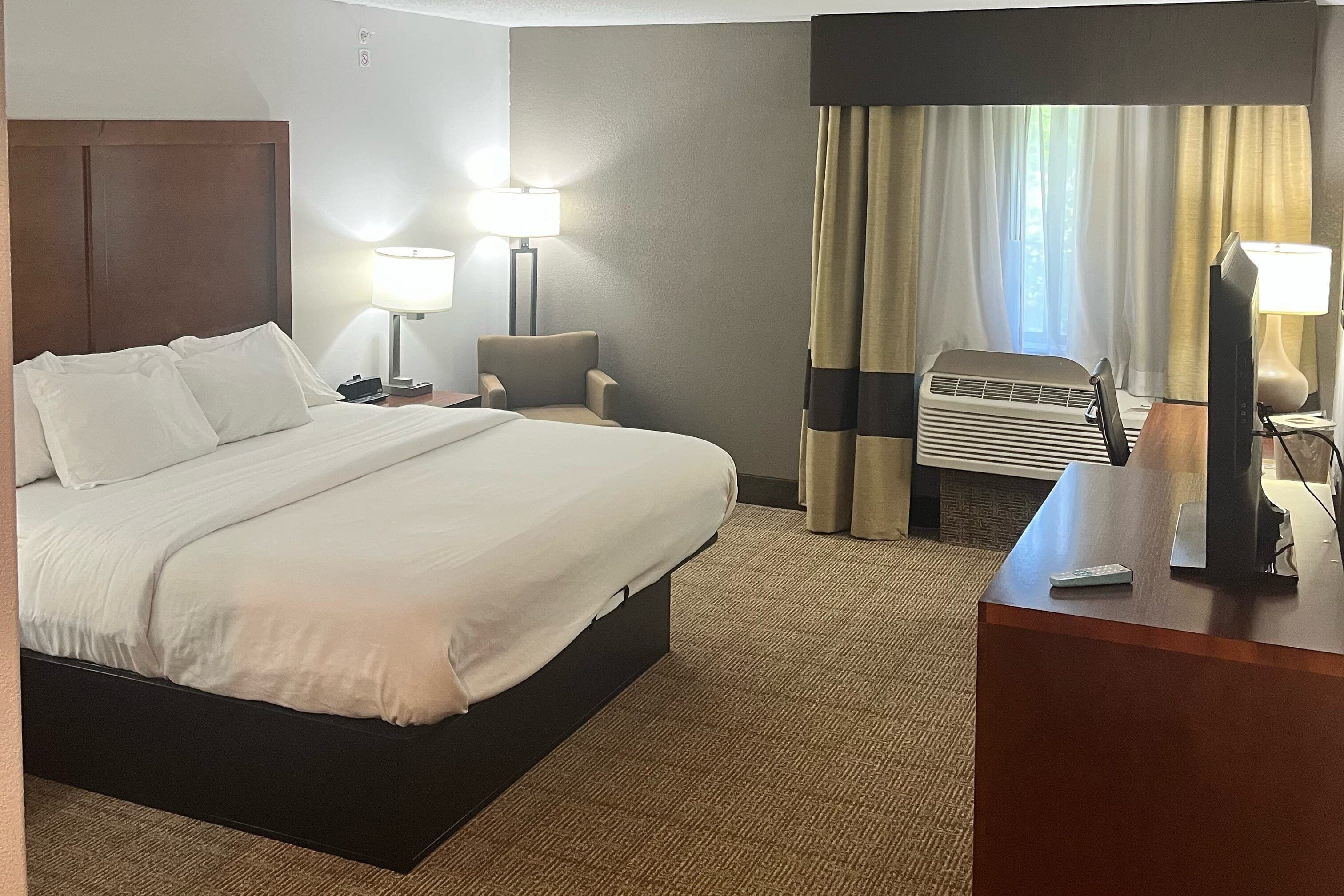 Comfort Inn & Suites Jackson North - Image 5