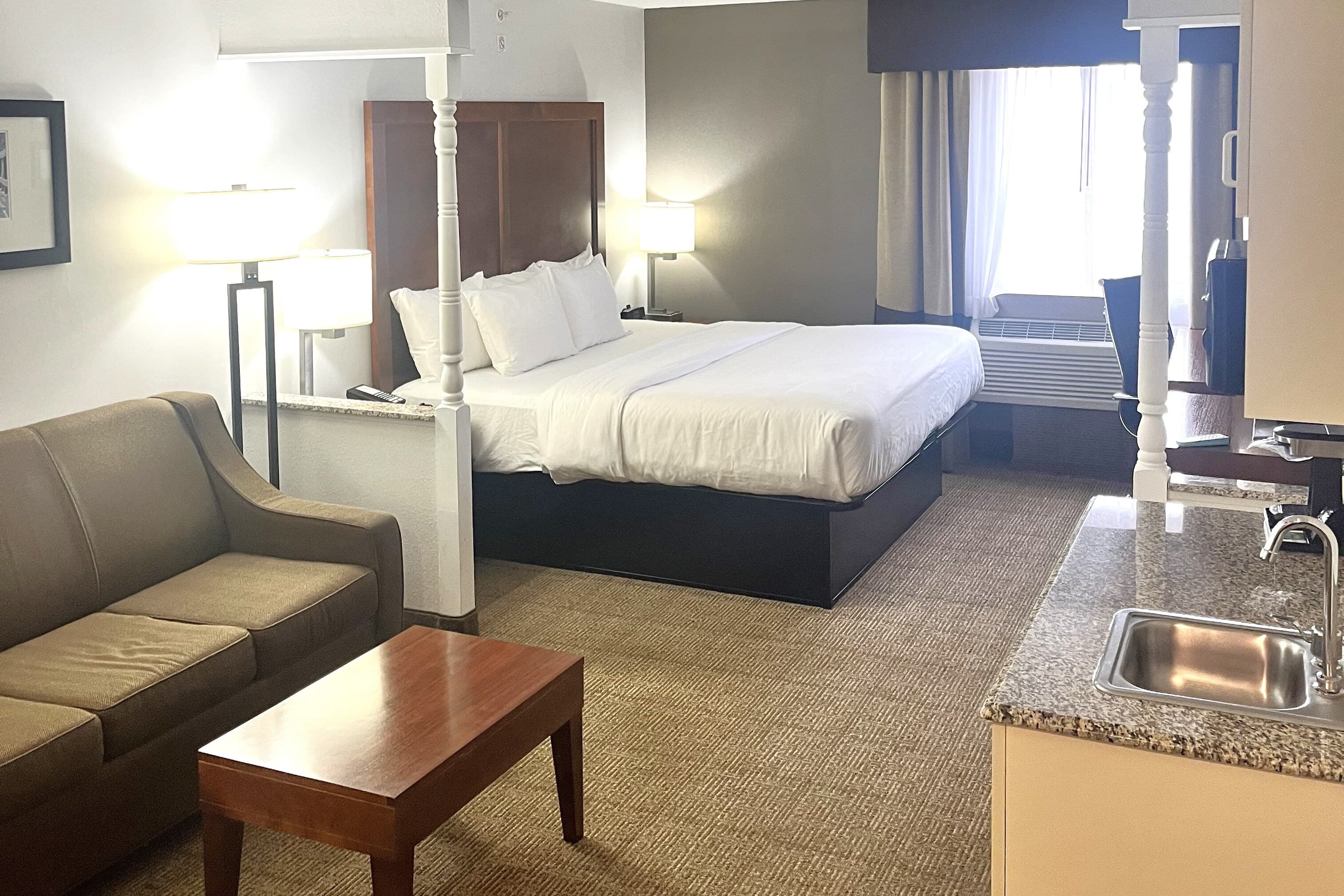 Comfort Inn & Suites Jackson North — 19