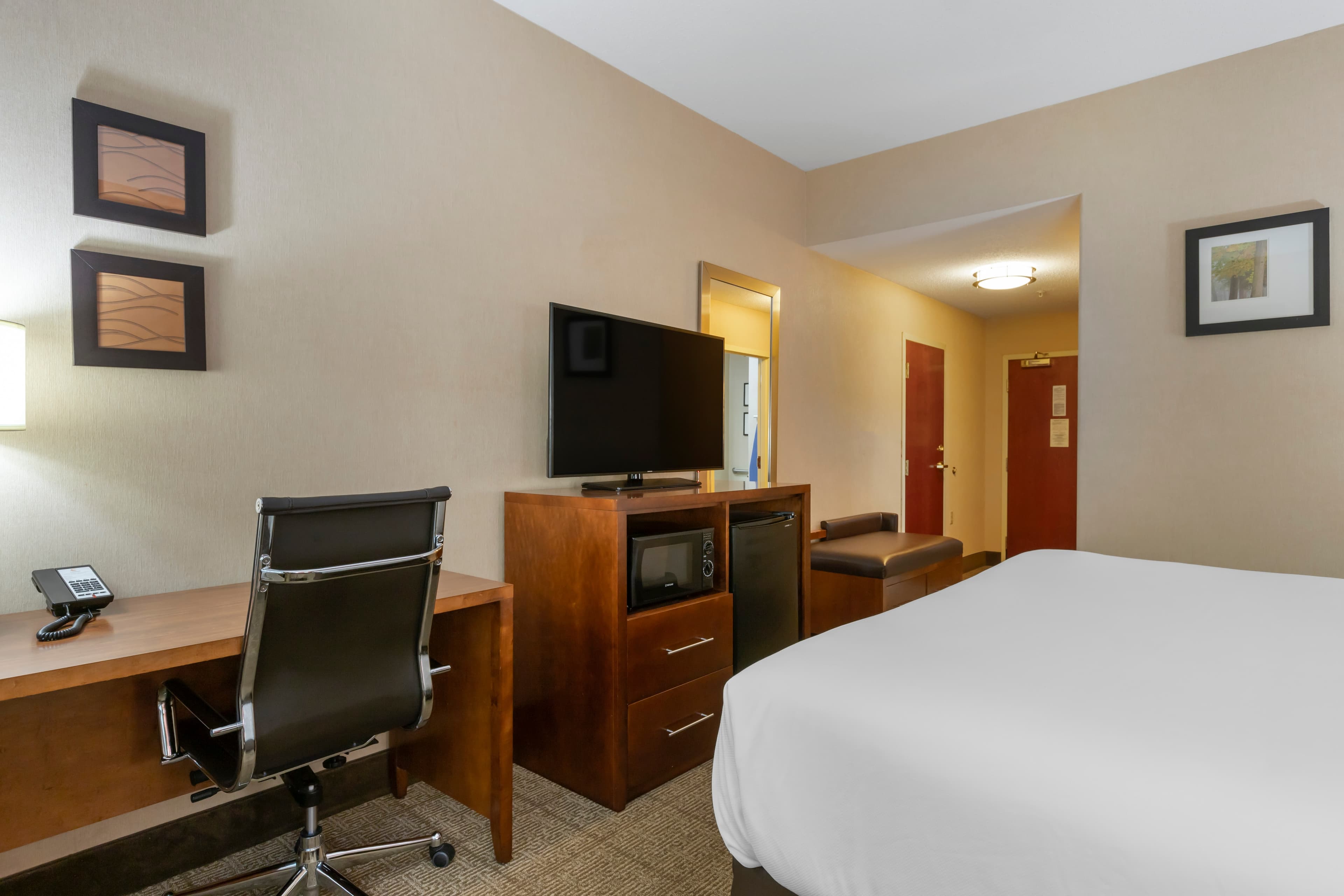 Comfort Inn & Suites Jackson North — 7