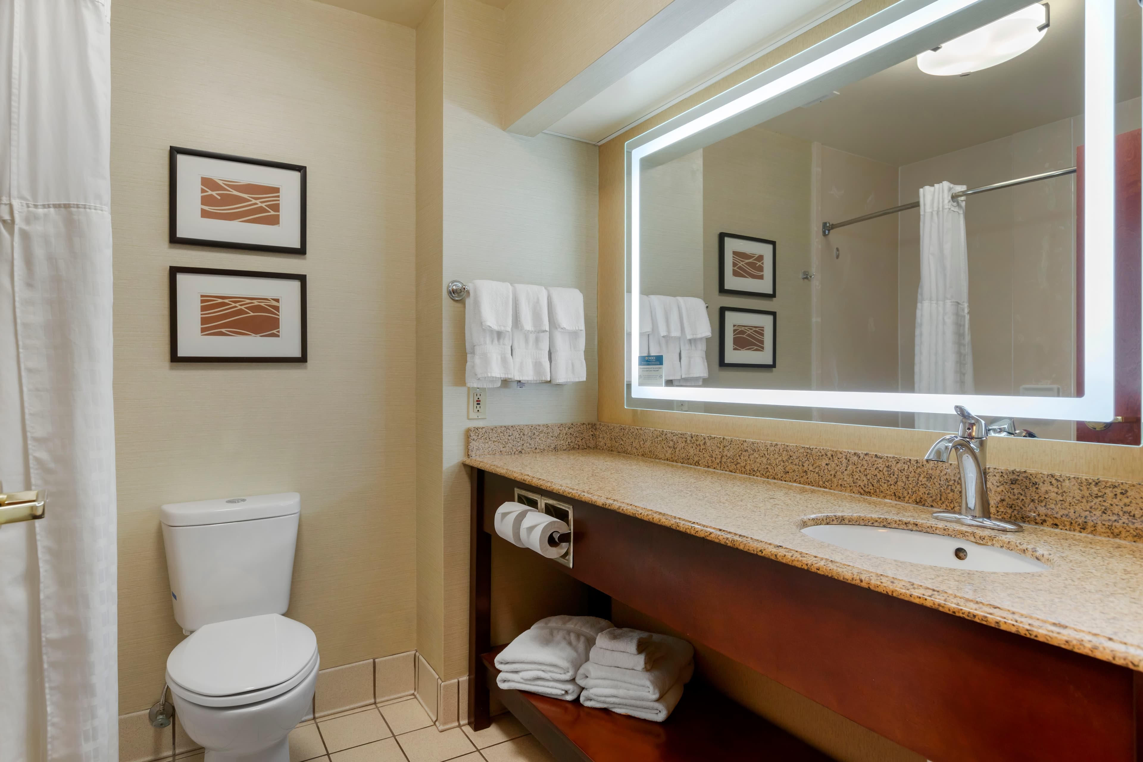 Comfort Inn & Suites Jackson North — 17