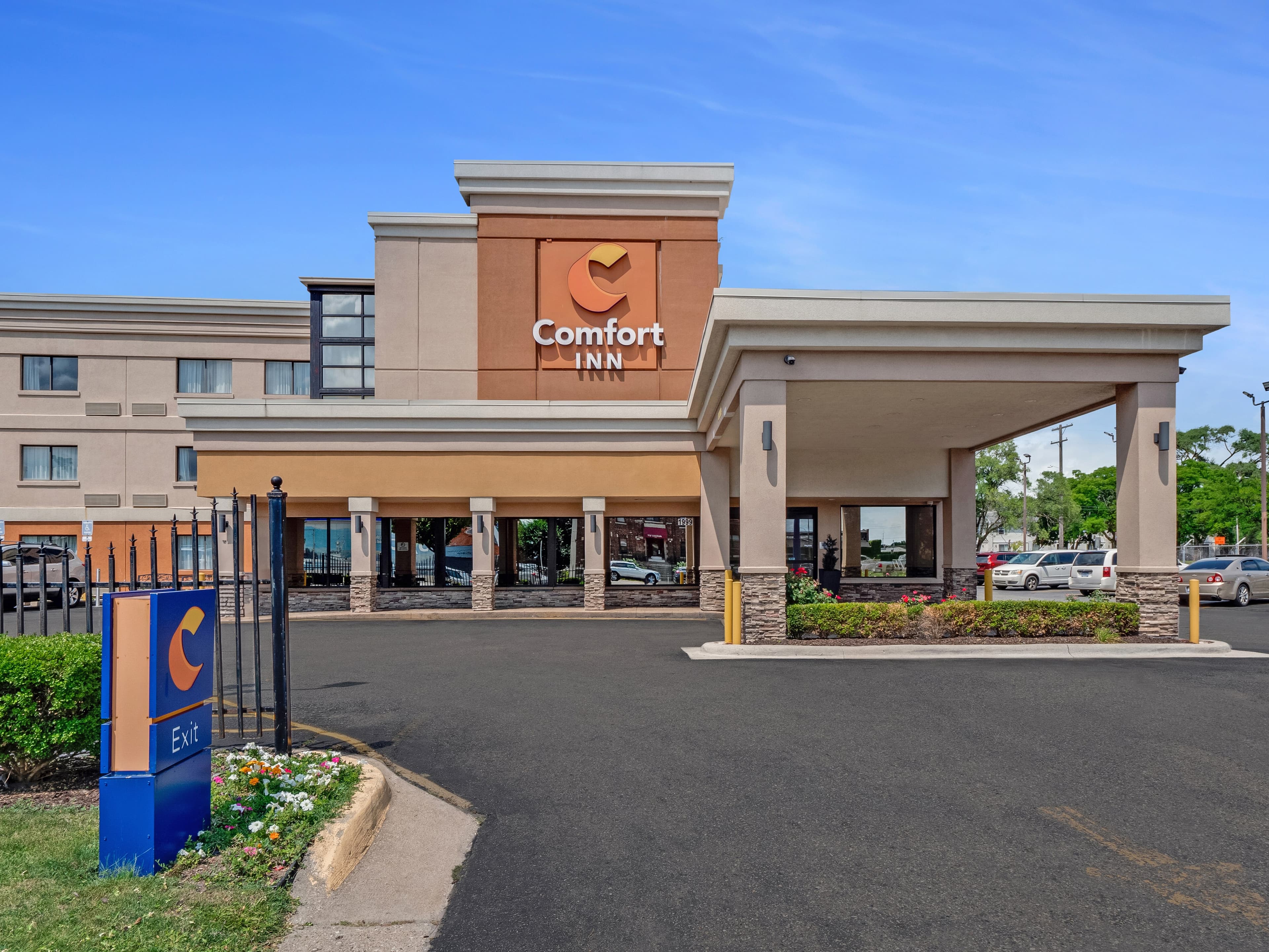 Comfort Inn Detroit Downtown - Image 1