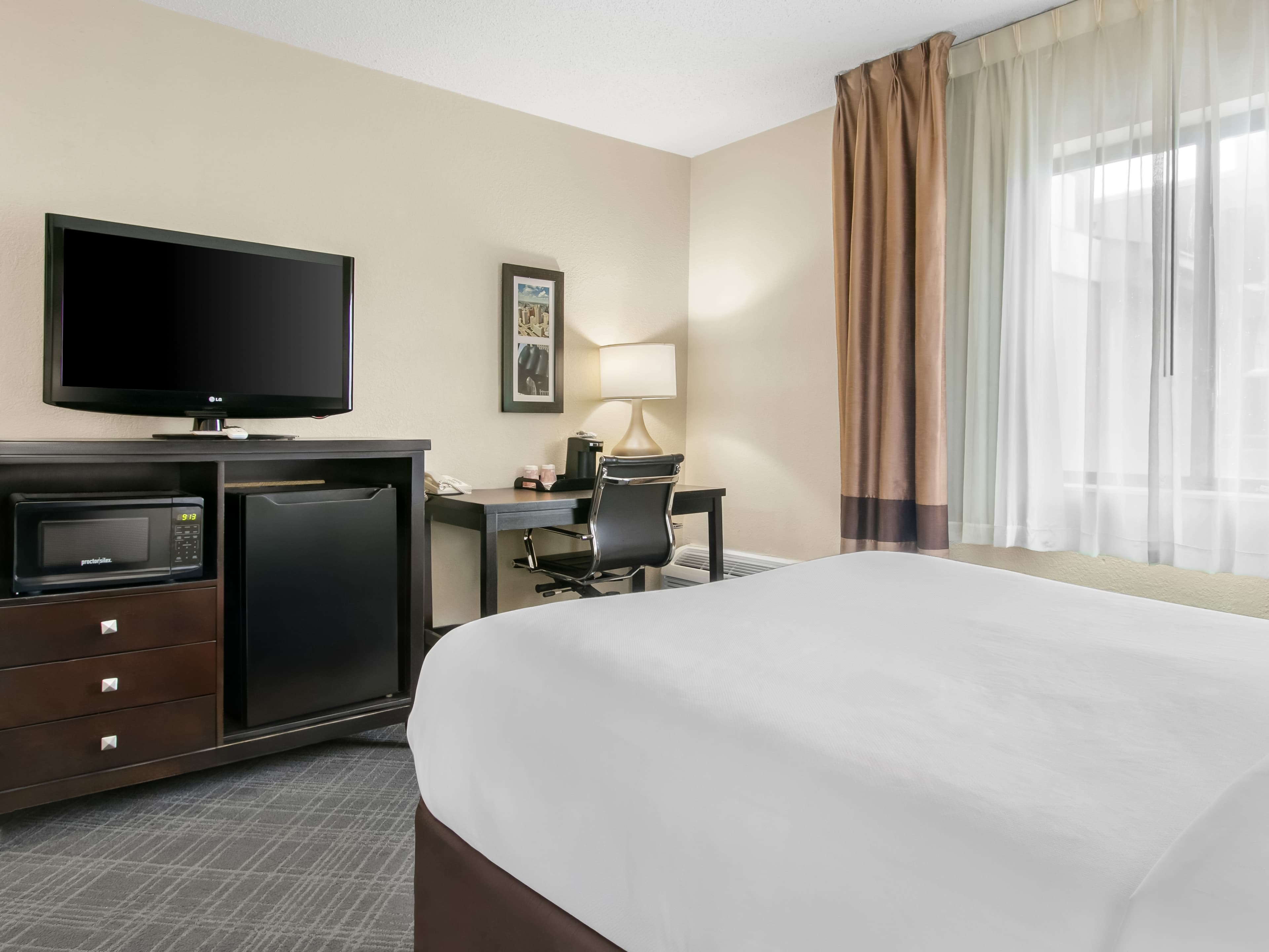 Comfort Inn Detroit Downtown - Image 4