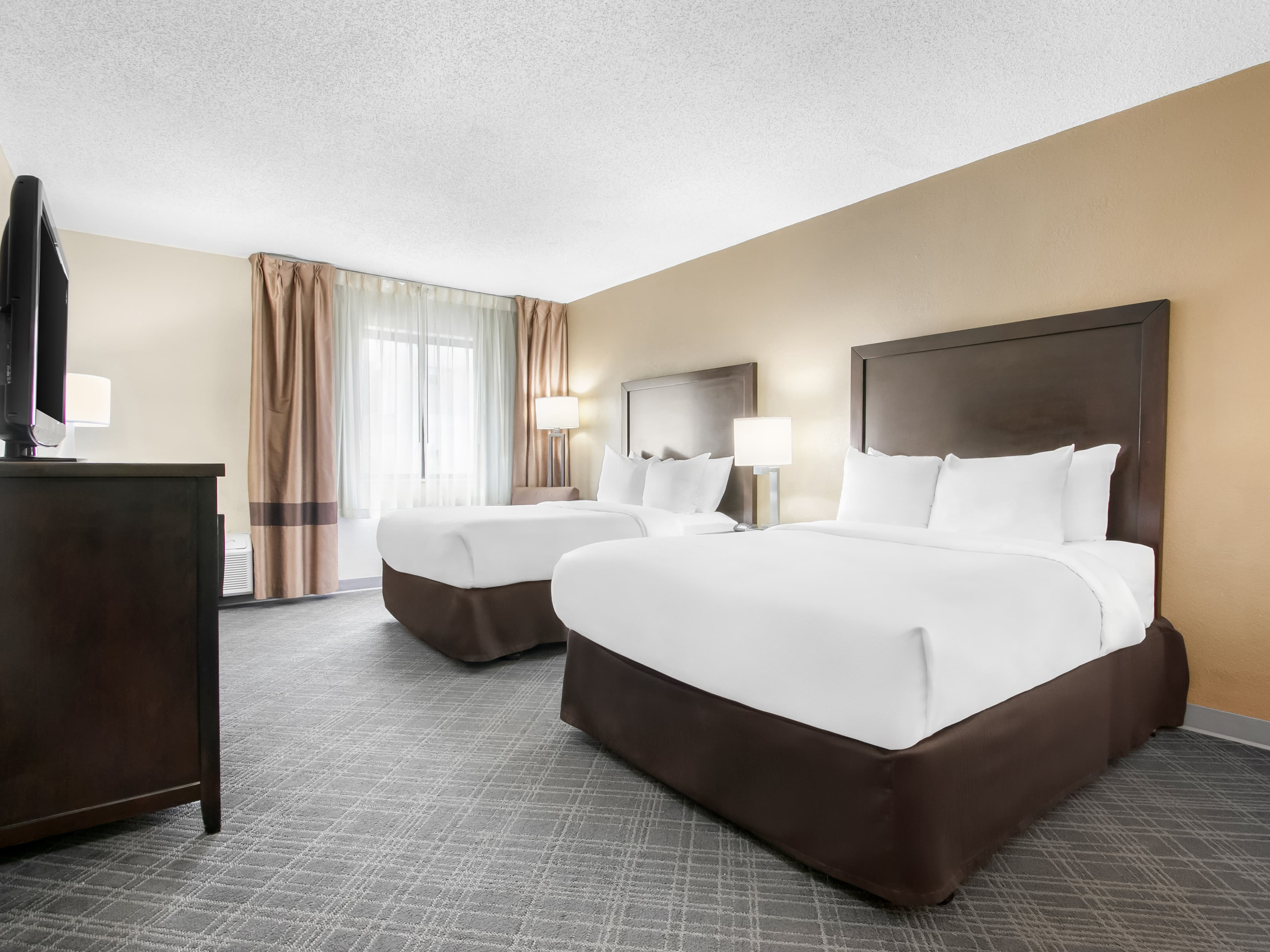 Comfort Inn Detroit Downtown — 6