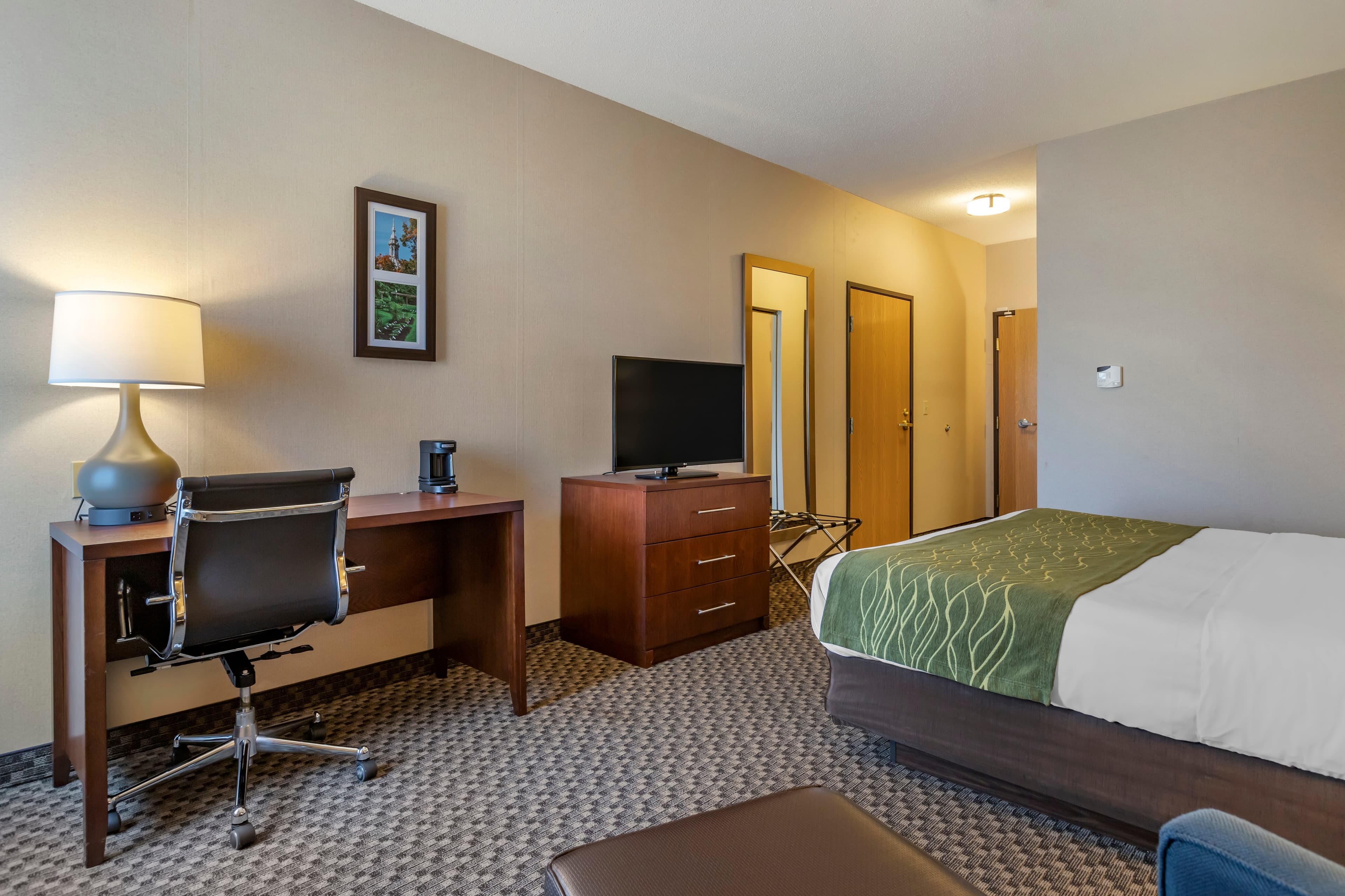 Comfort Inn Charlotte - Image 5