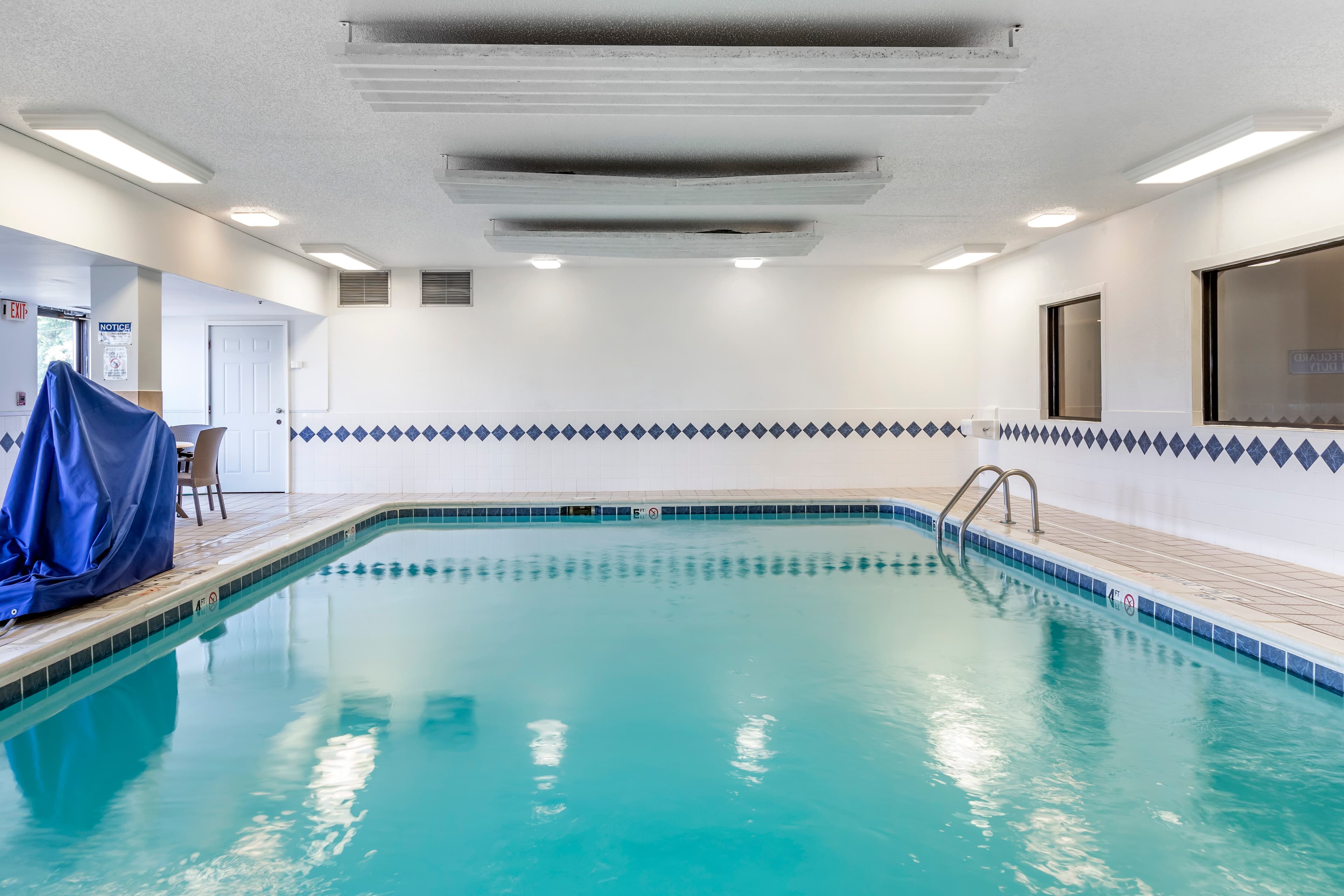 Comfort Inn Charlotte - Image 1