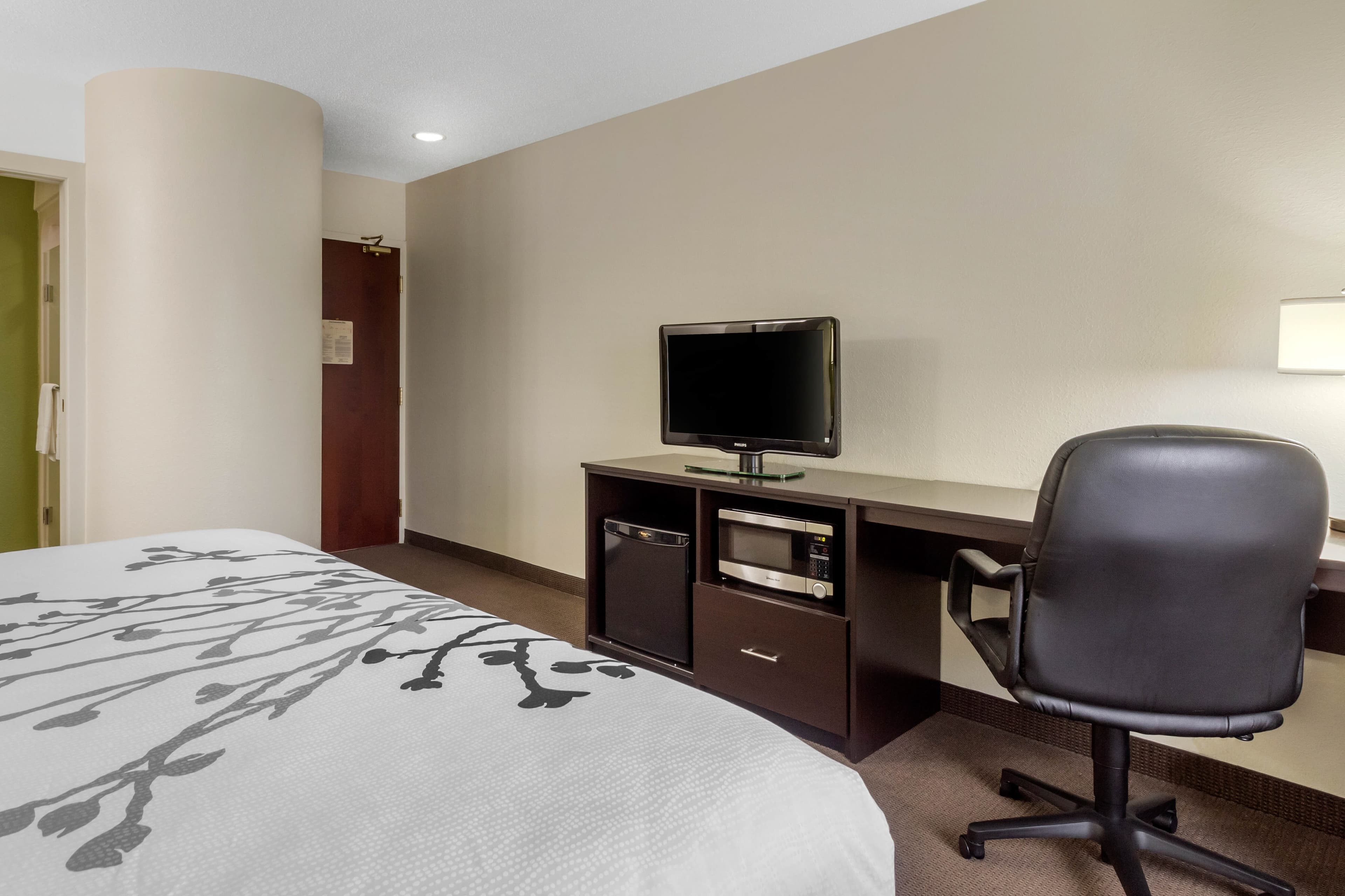 Sleep Inn & Suites Allendale — 11