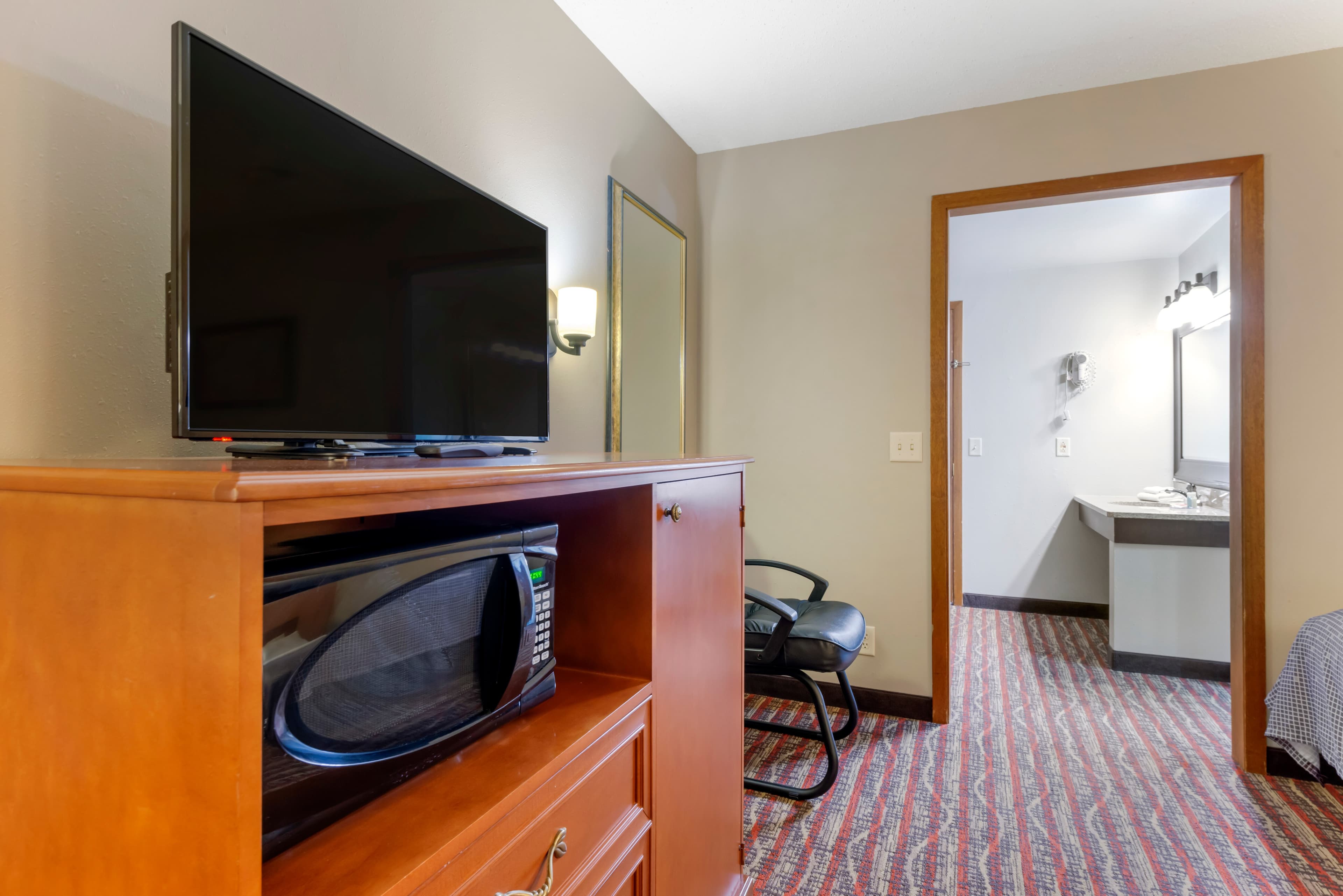 Econo Lodge Lakeview — 29