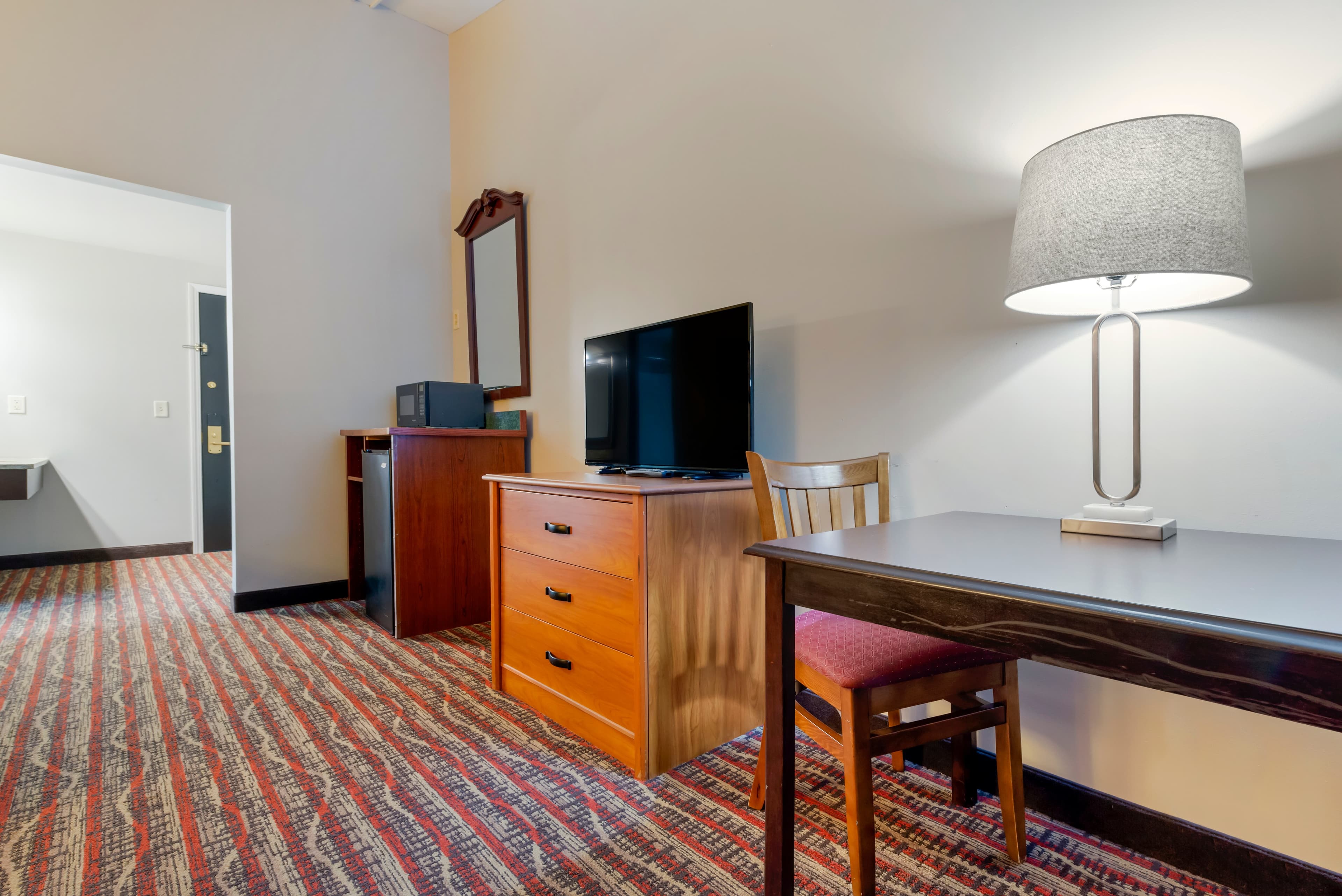 Econo Lodge Lakeview - Image 4