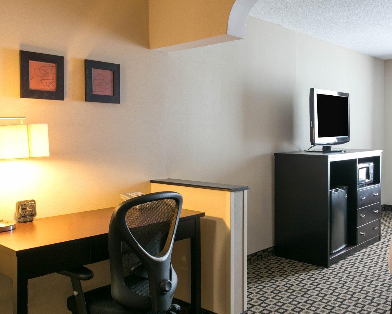 Comfort Suites Benton Harbor - St. Joseph — 26