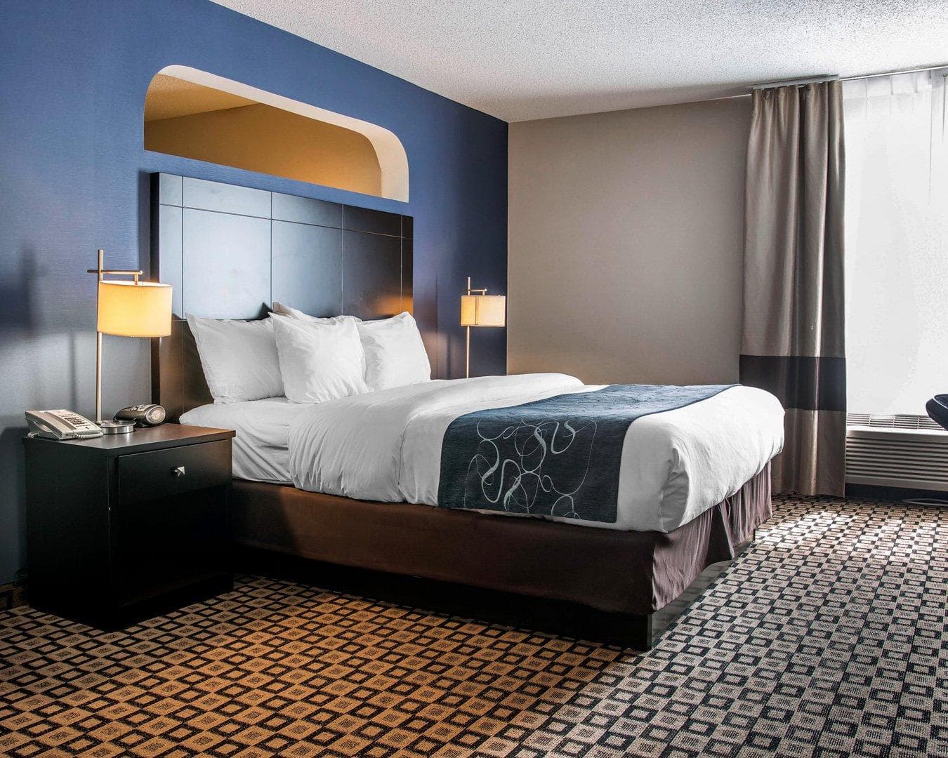 Comfort Suites Benton Harbor - St. Joseph — 10