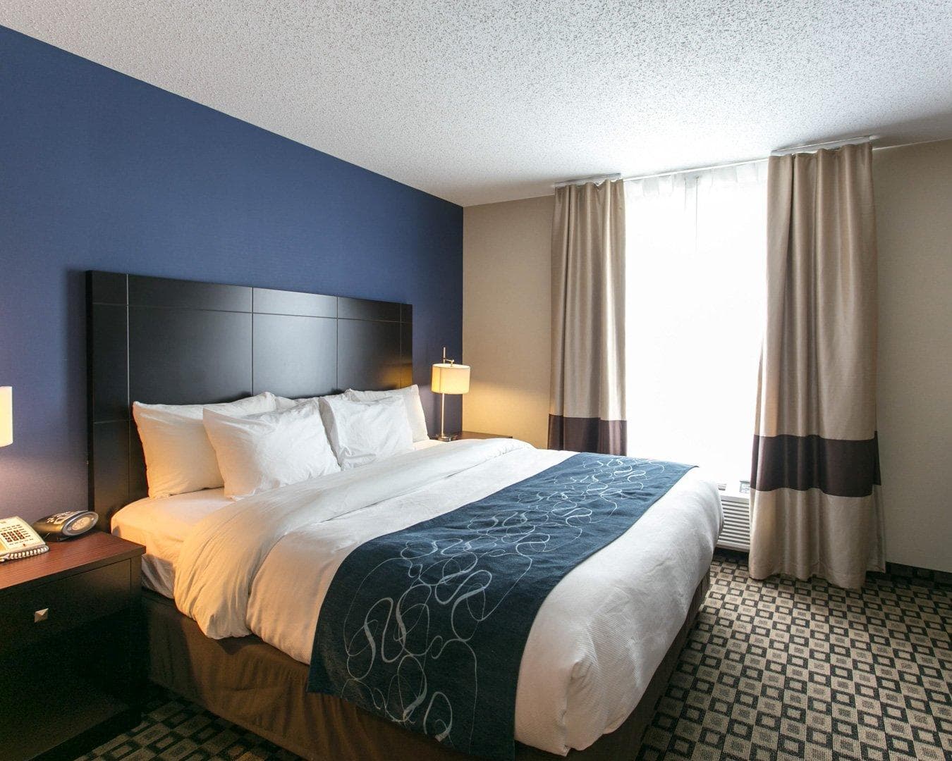 Comfort Suites Benton Harbor - St. Joseph - Image 5