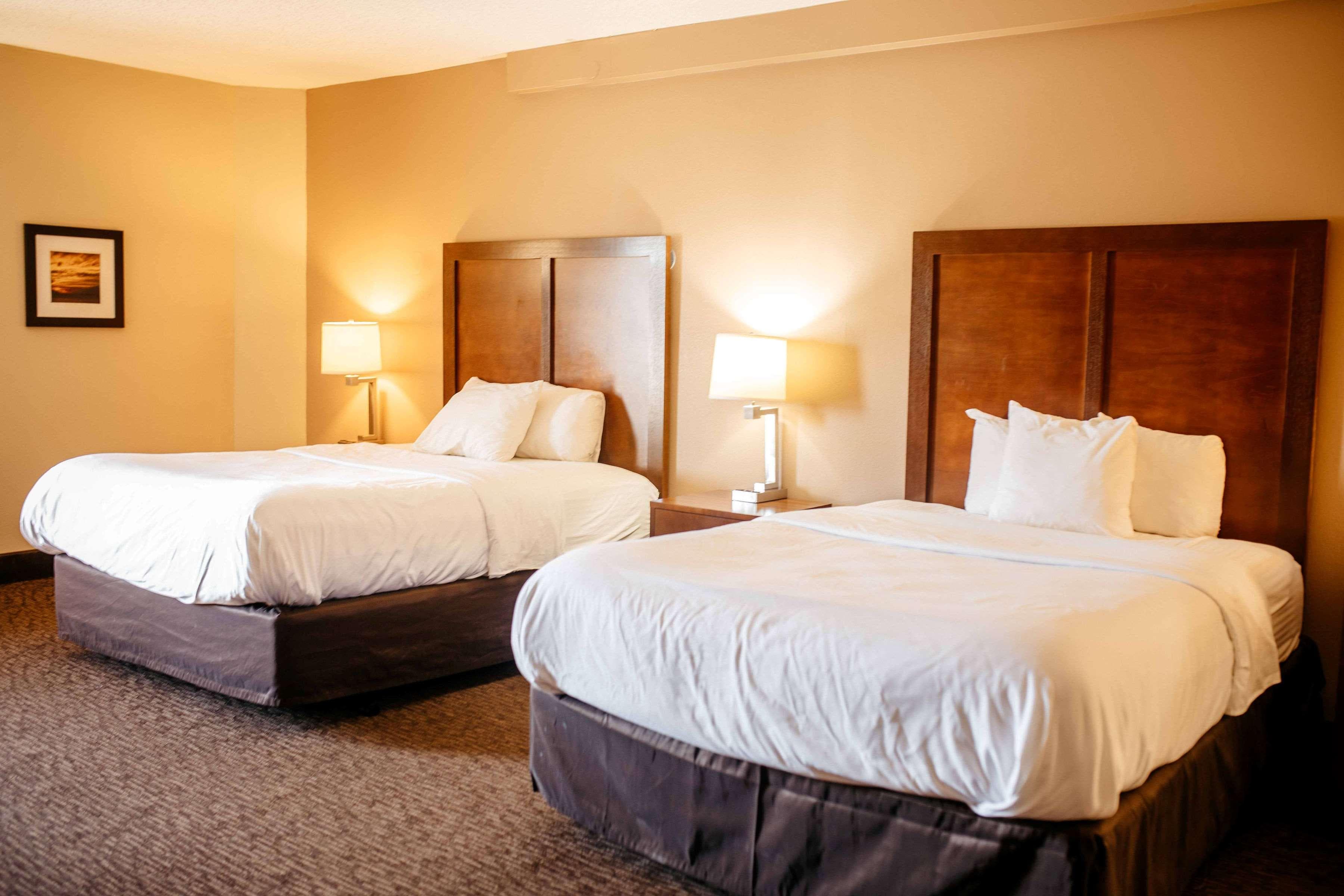 Country Inn & Suites by Radisson, Battle Creek, MI — 6
