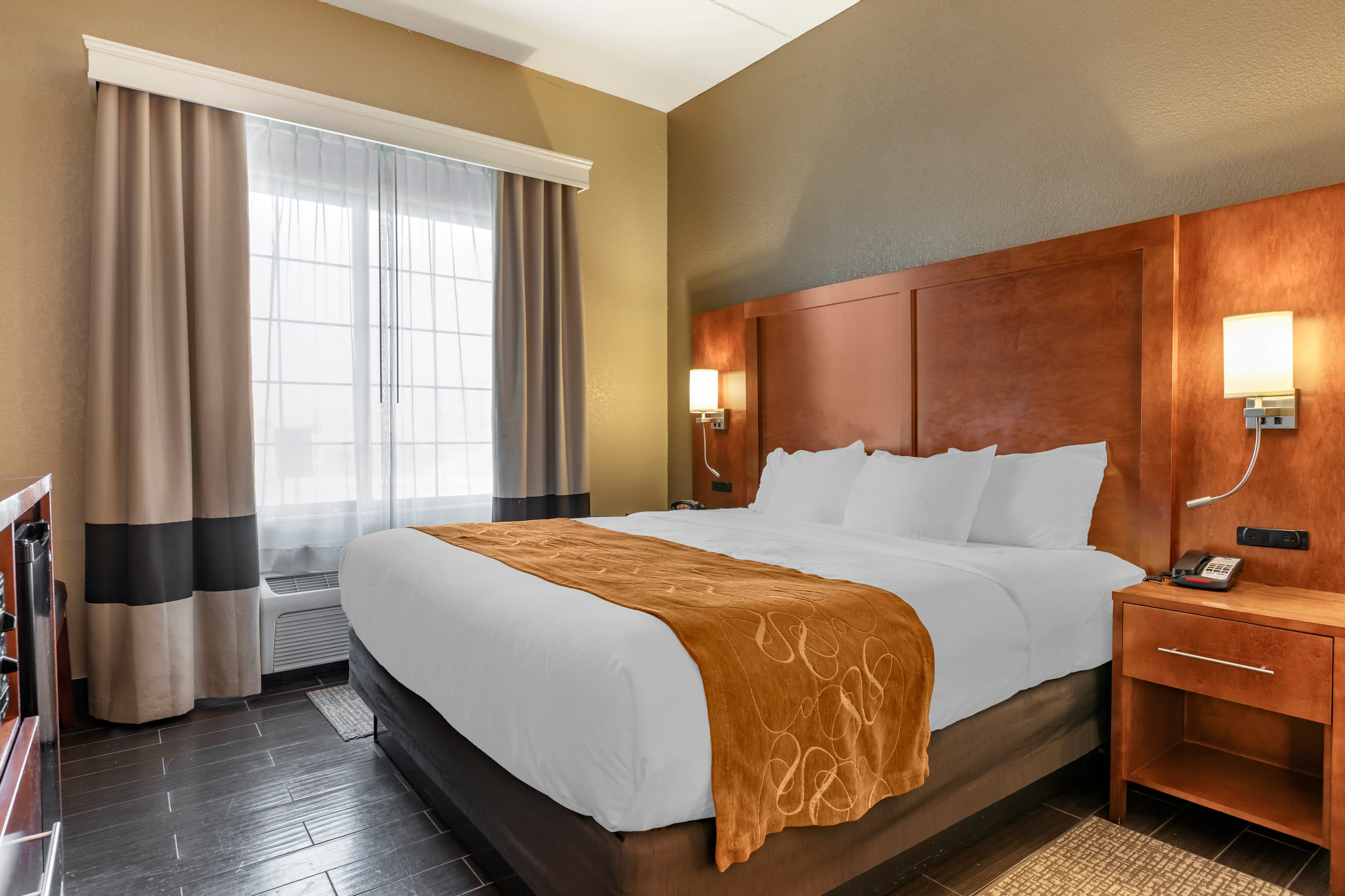 Comfort Suites Grand Rapids South — 11