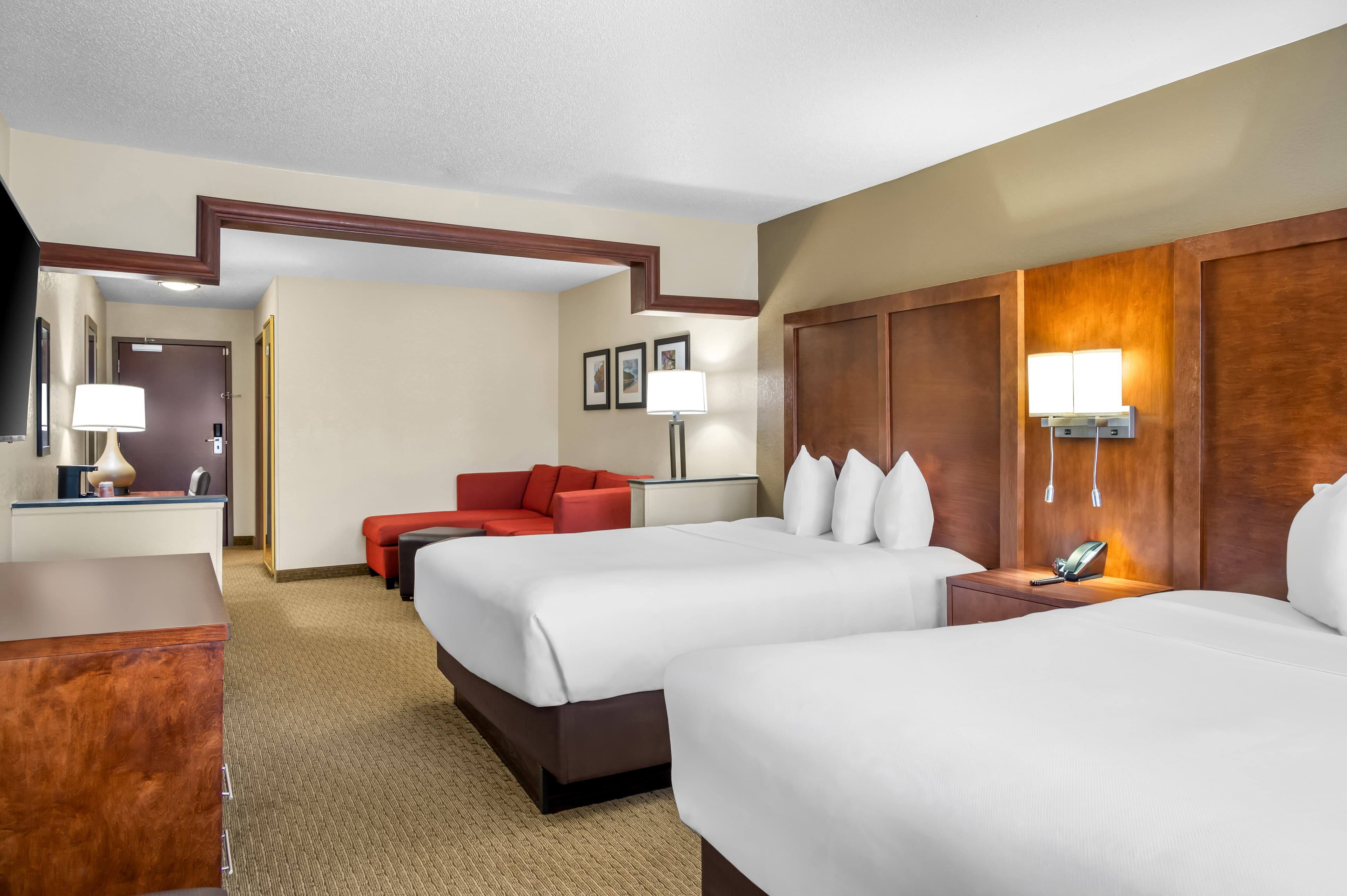 Comfort Suites Grand Rapids North - Image 5