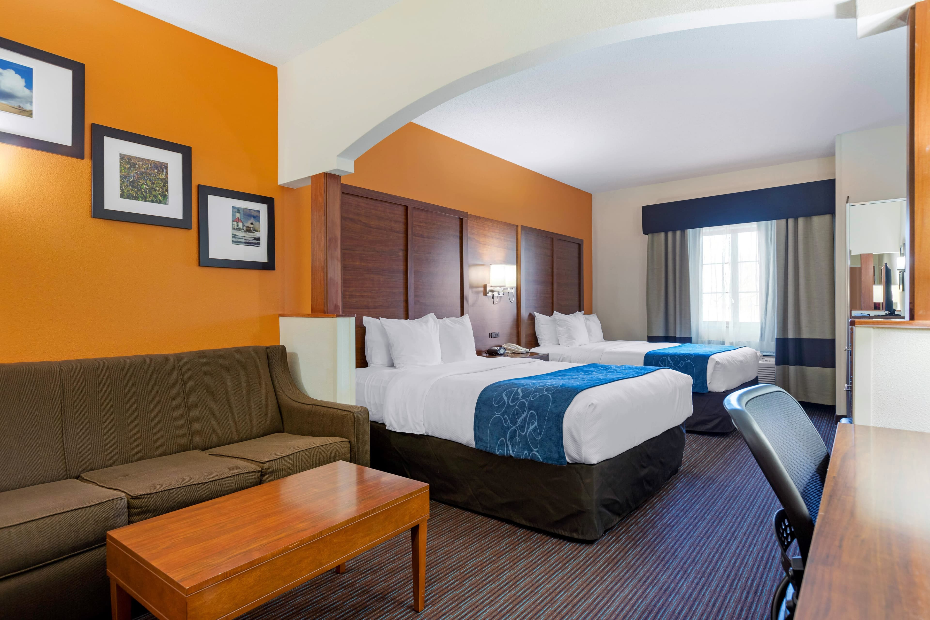 Comfort Suites Stevensville - St. Joseph — 7