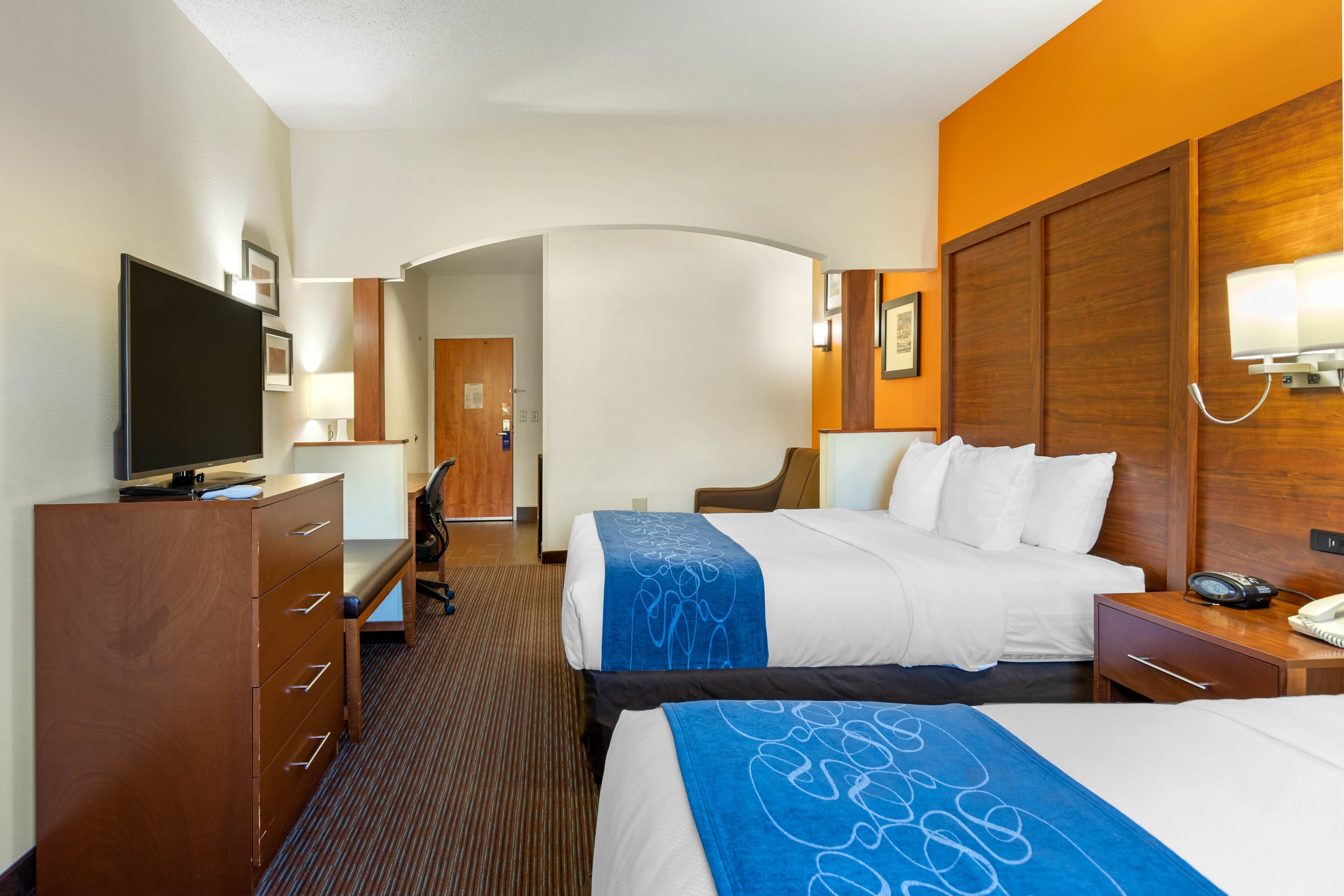 Comfort Suites Stevensville - St. Joseph — 9