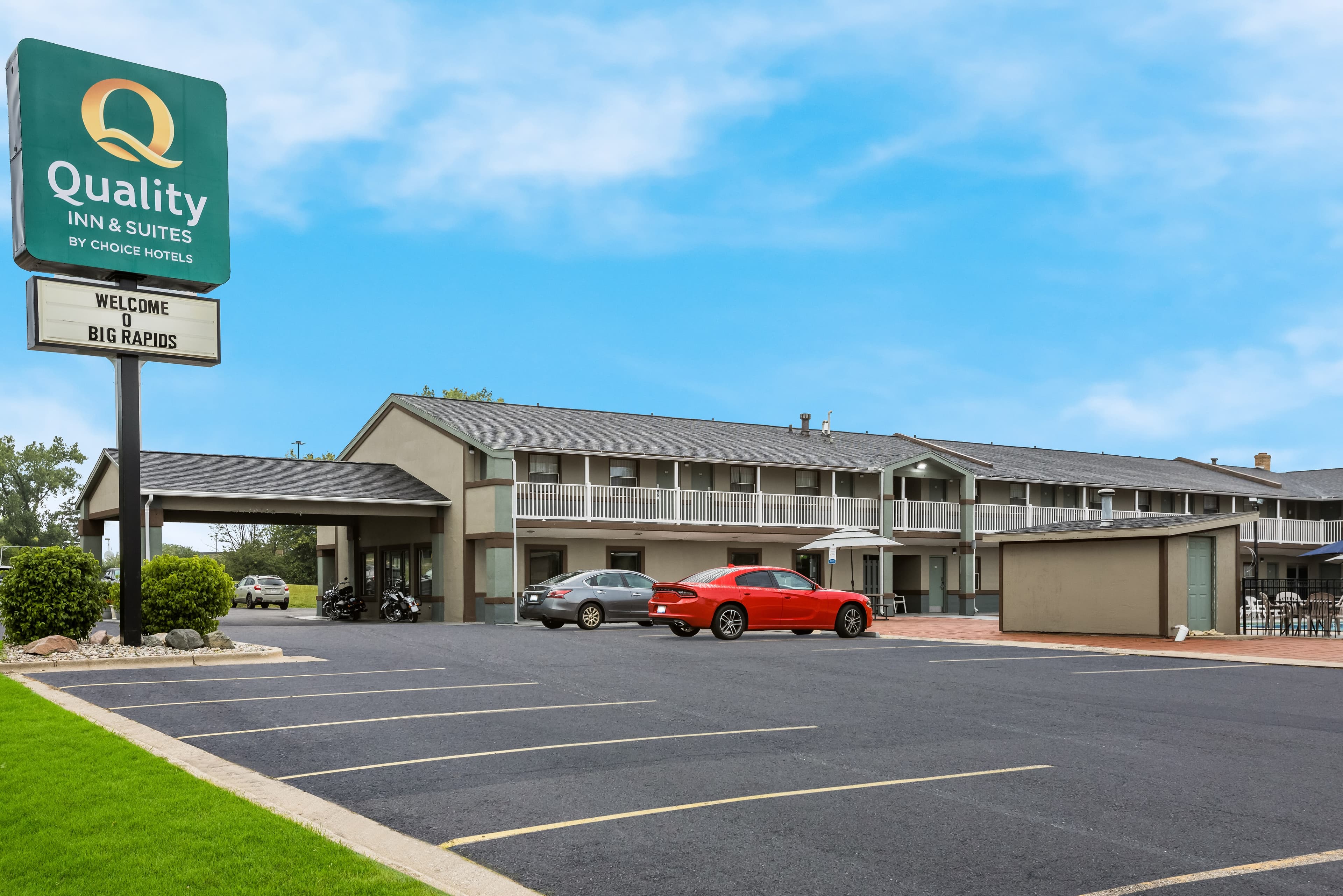 Quality Inn & Suites Big Rapids near University - Image 1