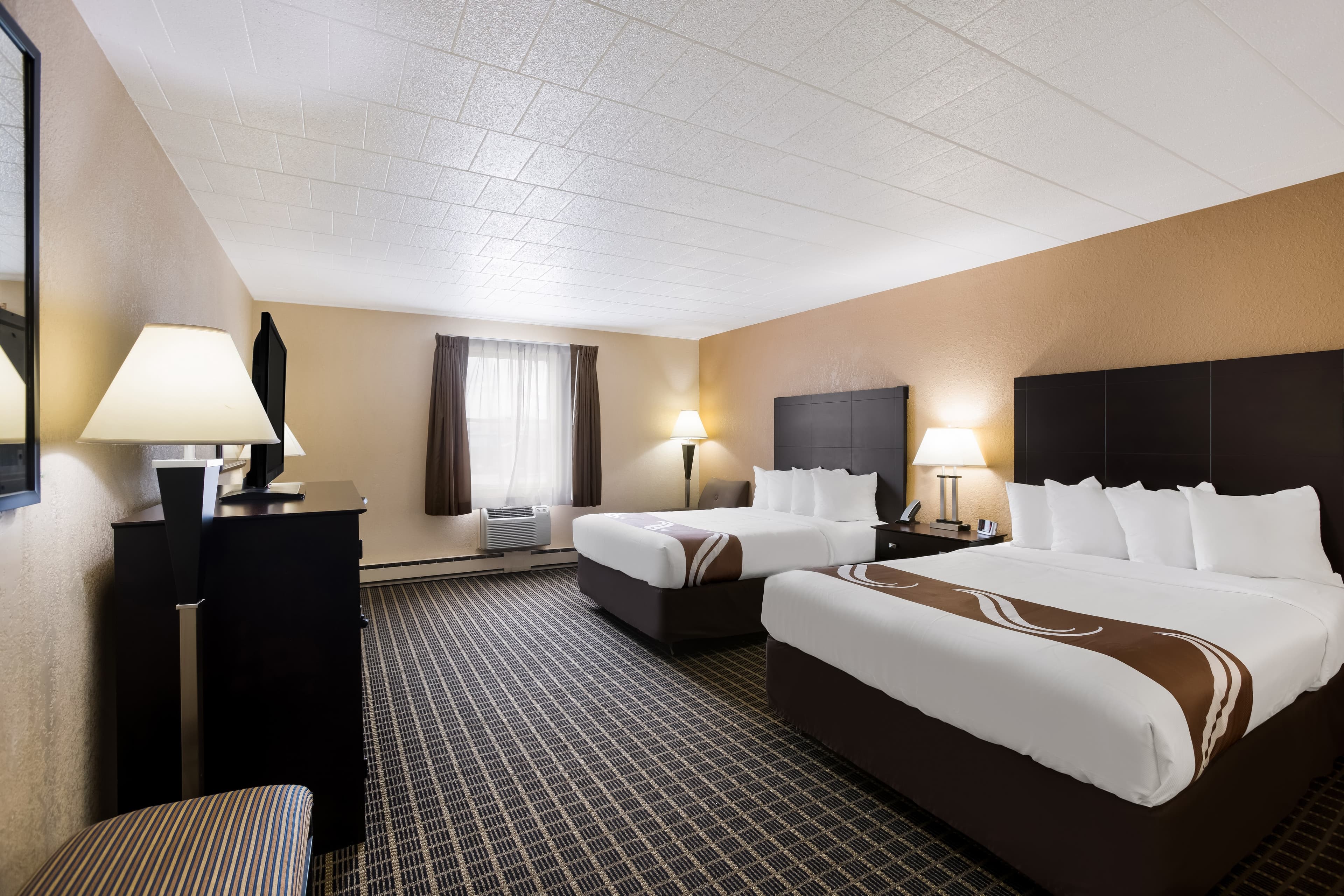 Quality Inn & Suites Big Rapids near University - Image 2