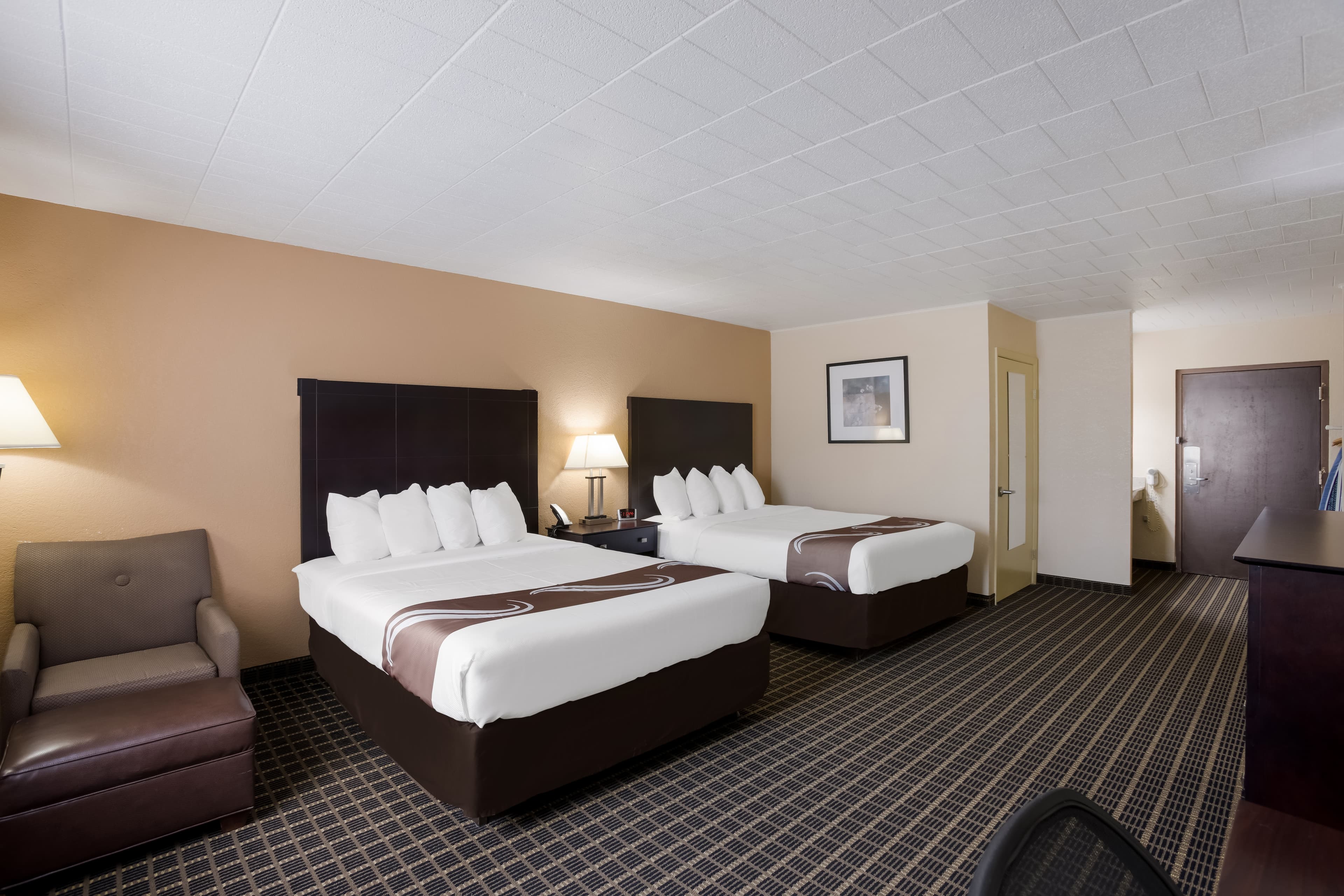 Quality Inn & Suites Big Rapids near University - Image 3