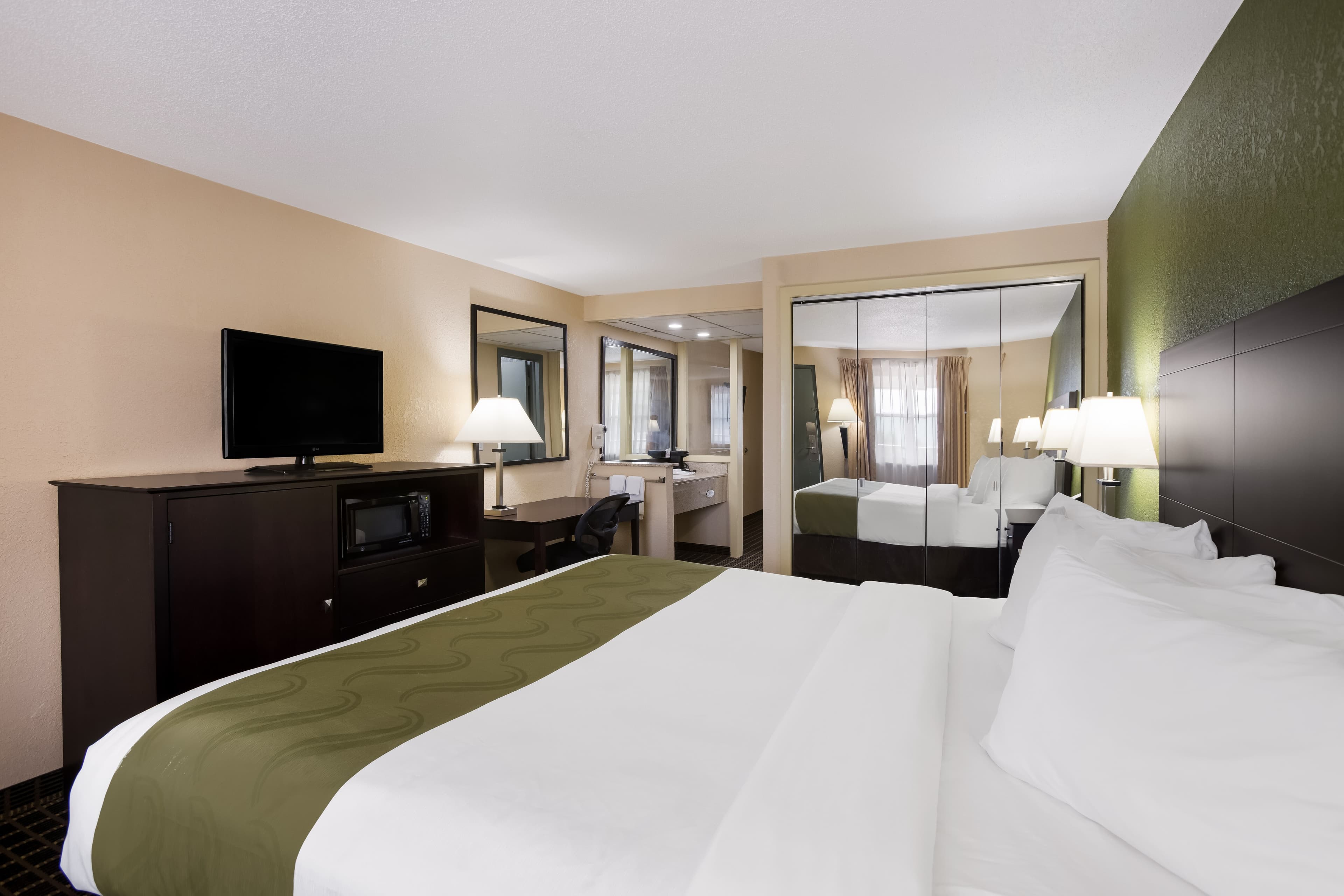 Quality Inn & Suites Big Rapids near University — 35
