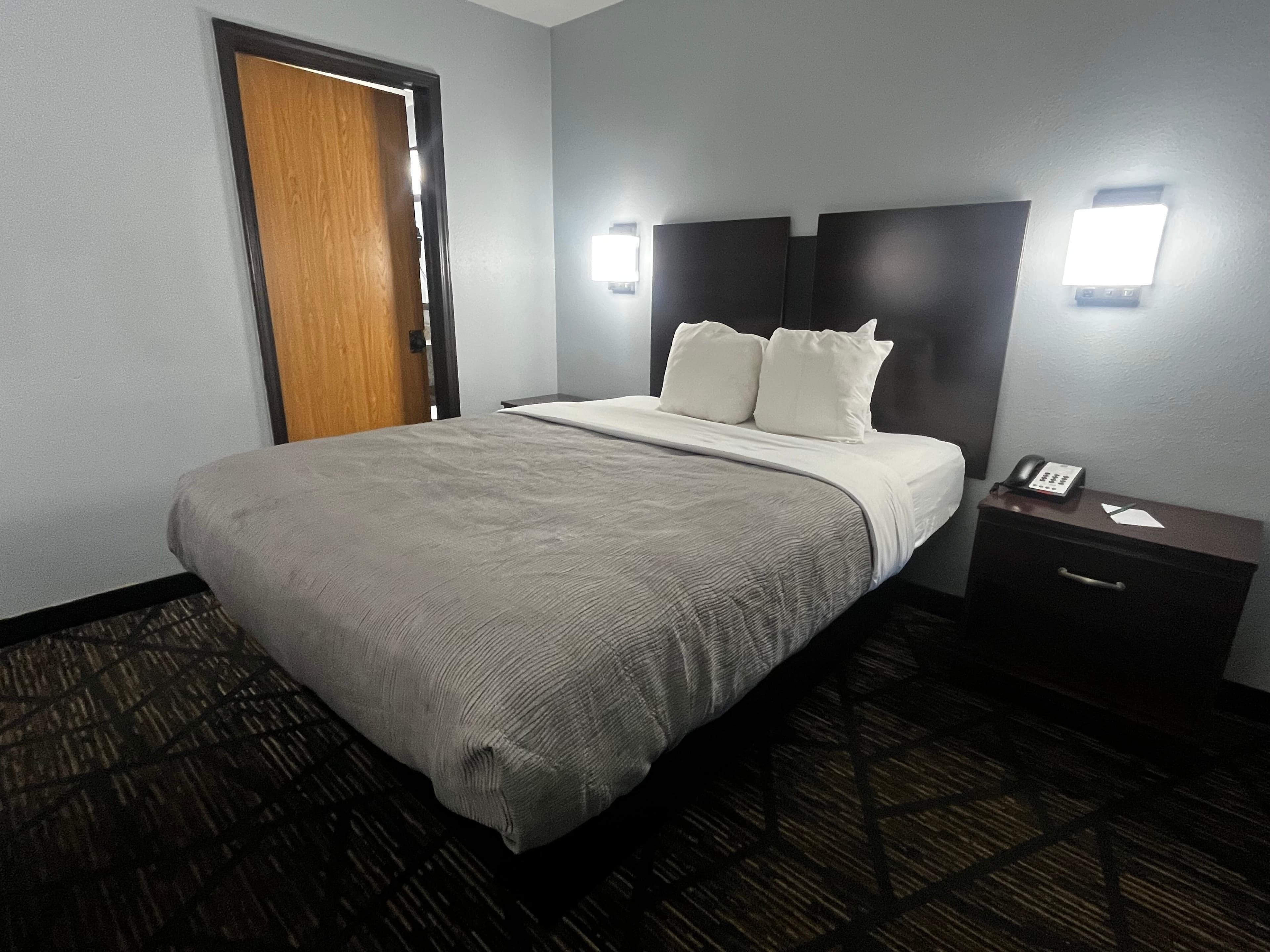 Quality Inn Grand Rapids Near Downtown - Image 3