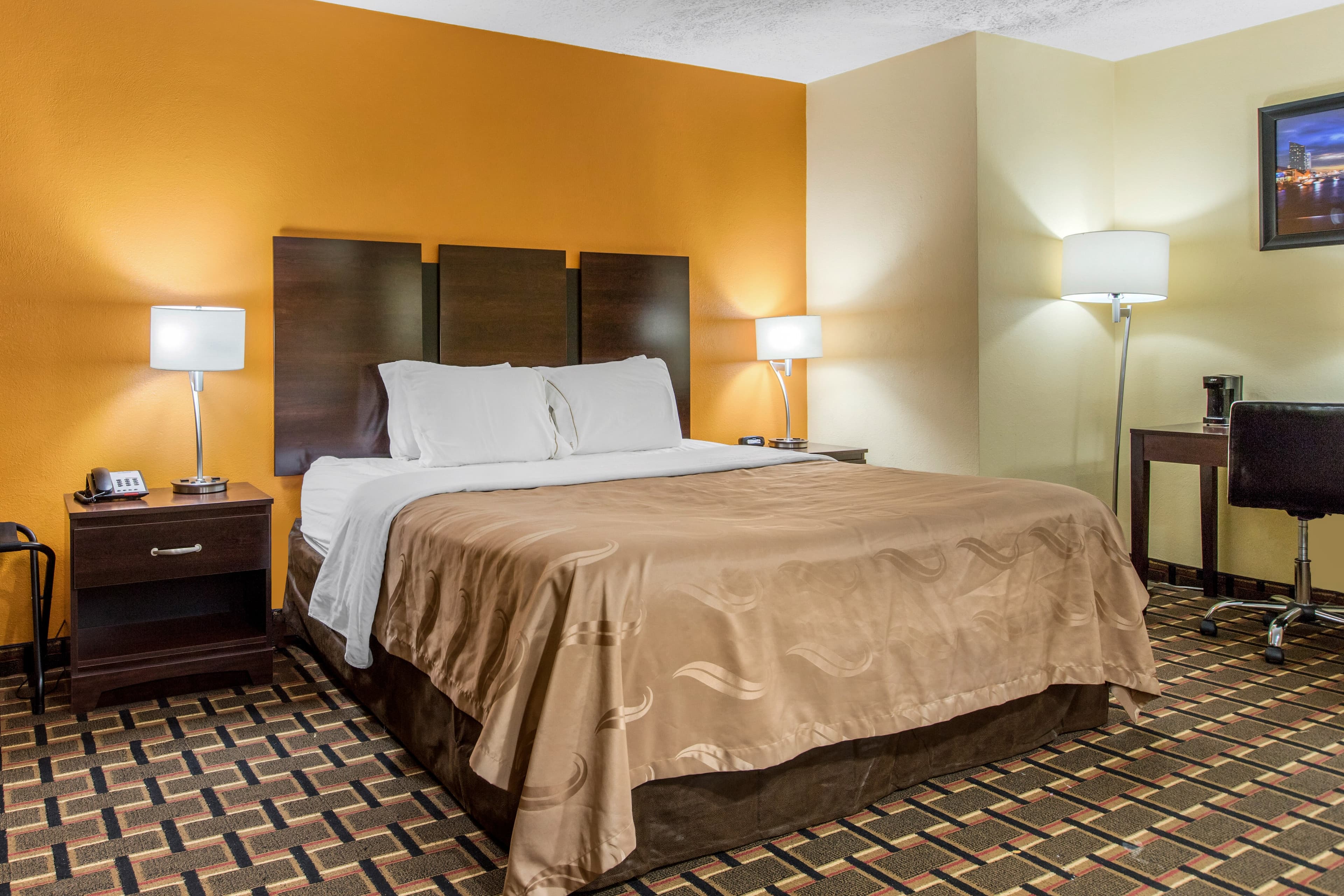 Quality Inn Grand Rapids Near Downtown — 10