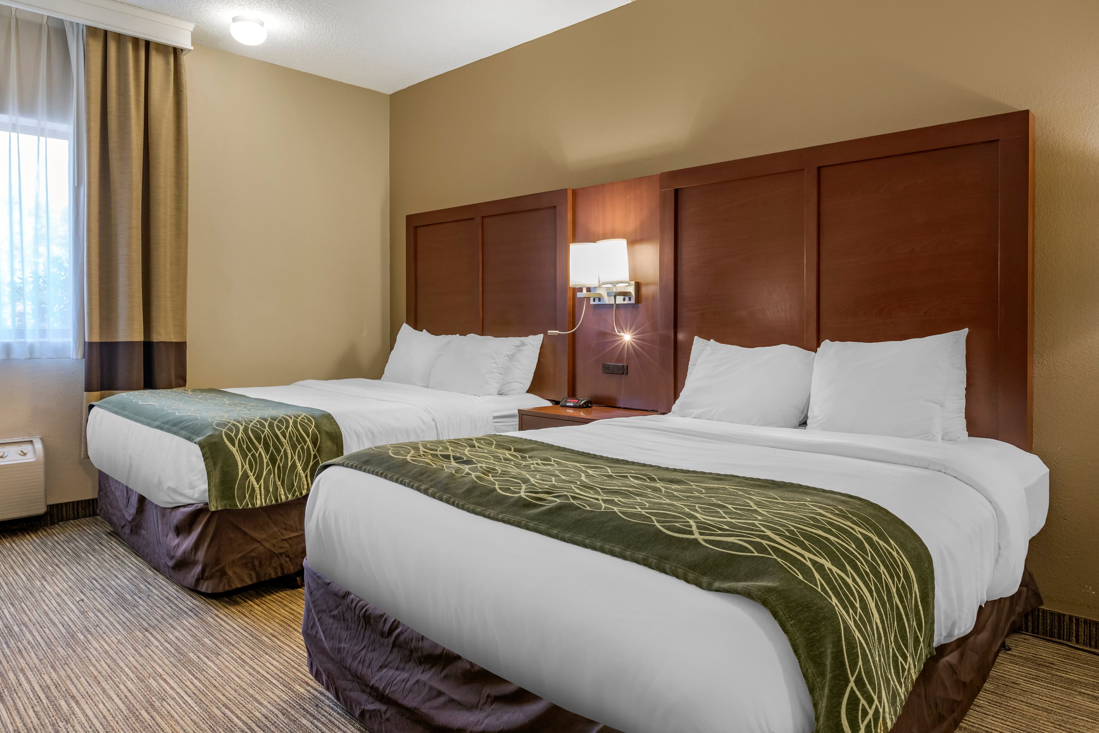Comfort Inn Warren - Detroit North — 6