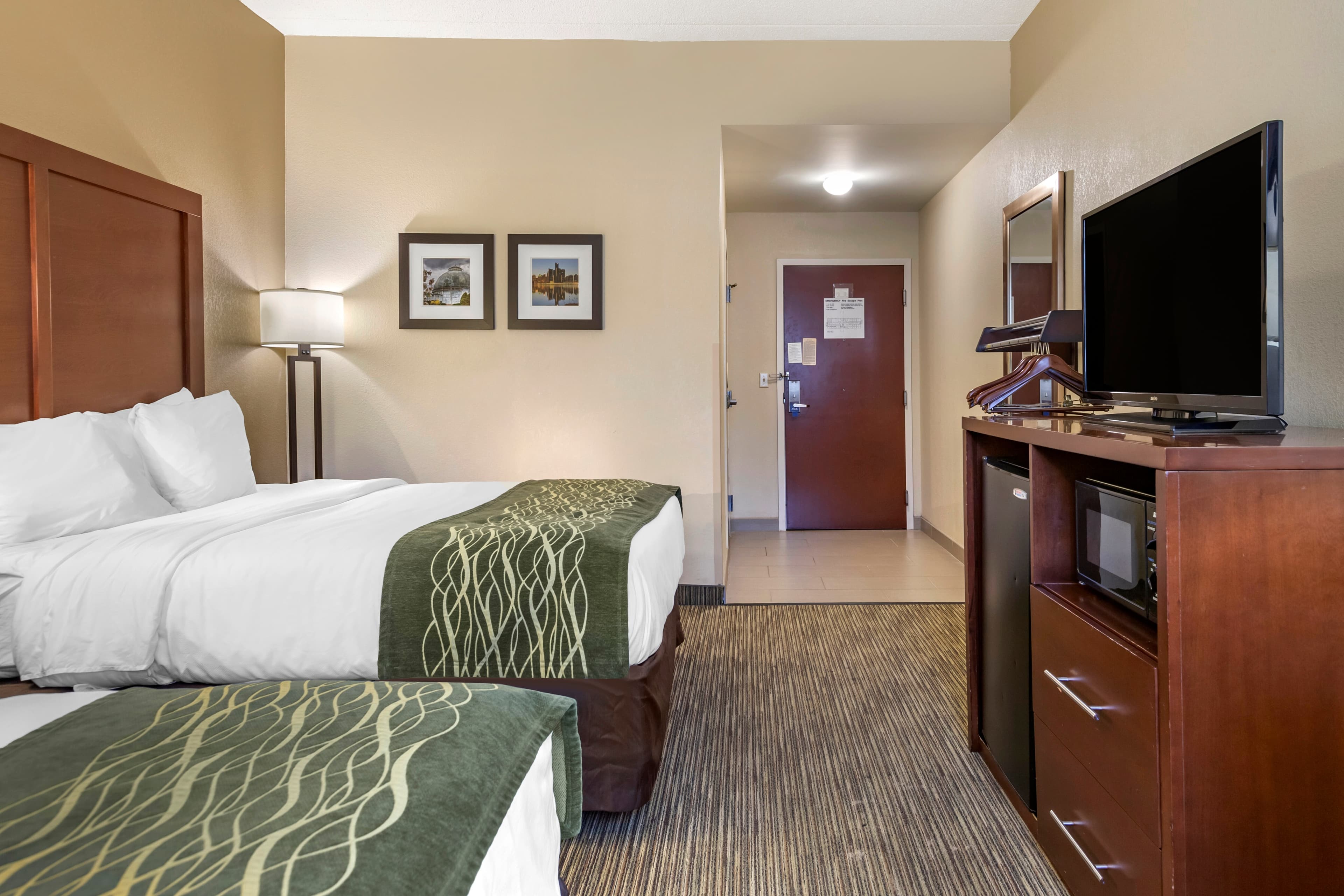 Comfort Inn Warren - Detroit North — 7