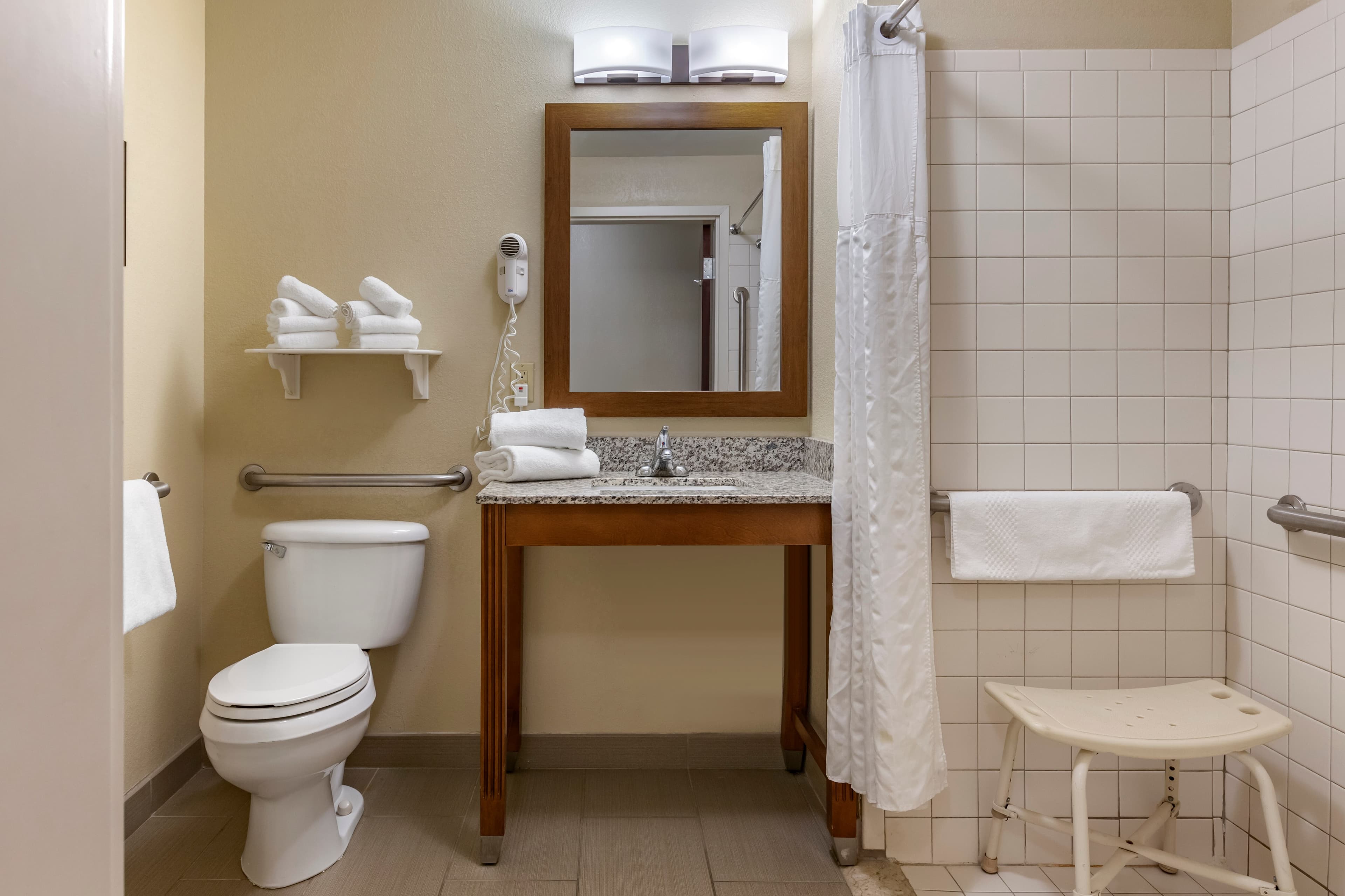 Comfort Inn Warren - Detroit North — 9