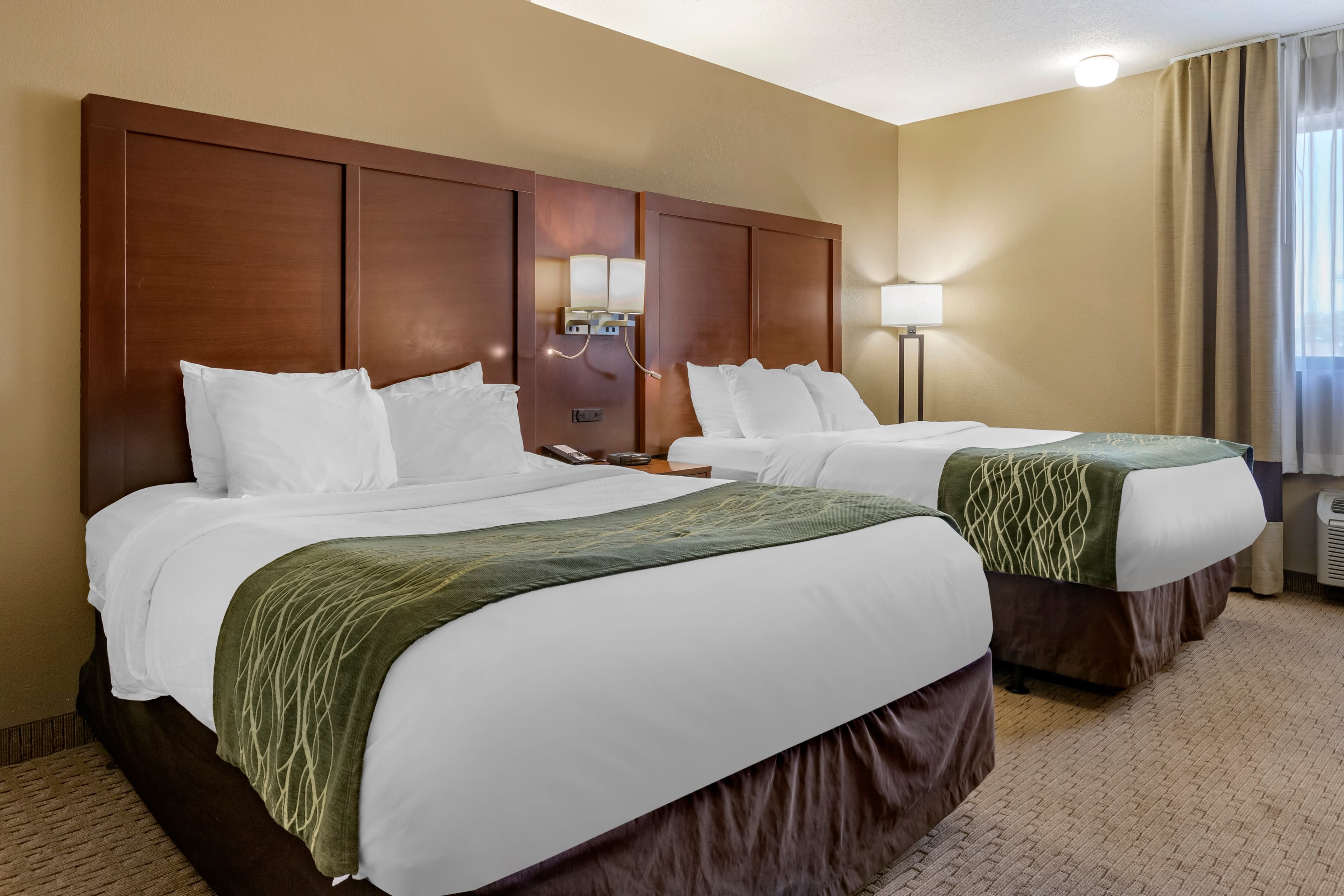 Comfort Inn Warren - Detroit North — 14