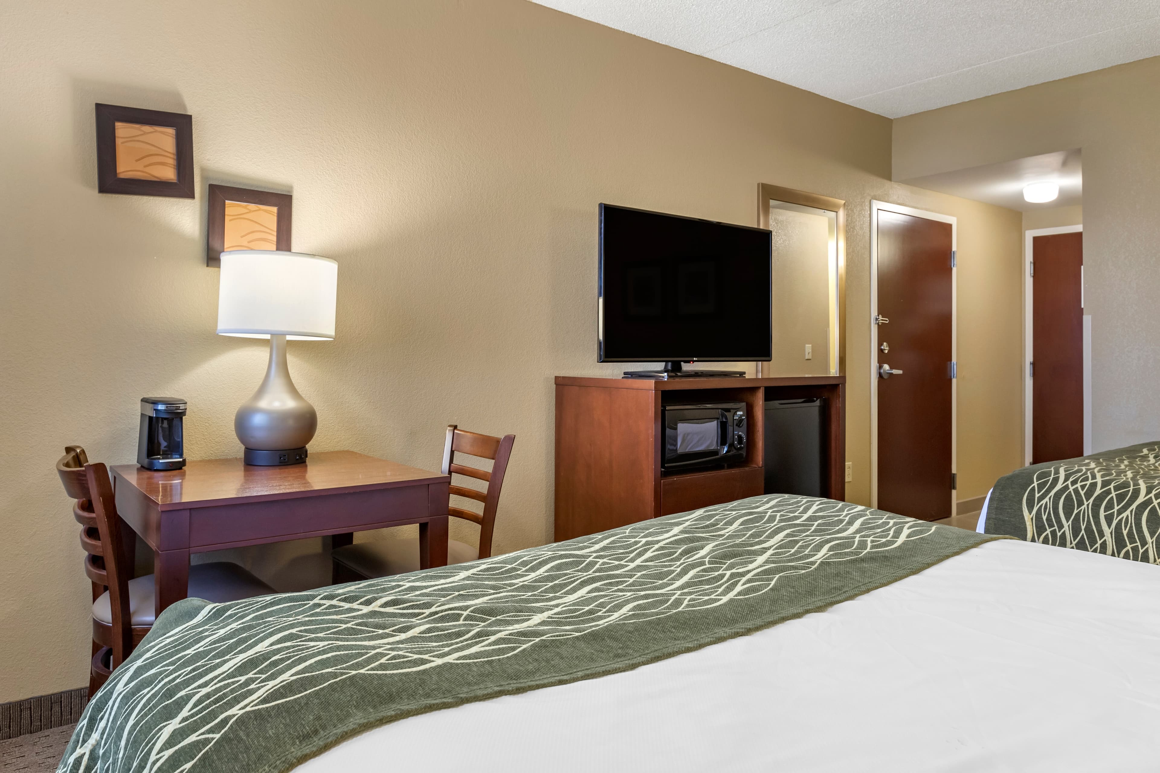 Comfort Inn Warren - Detroit North — 16