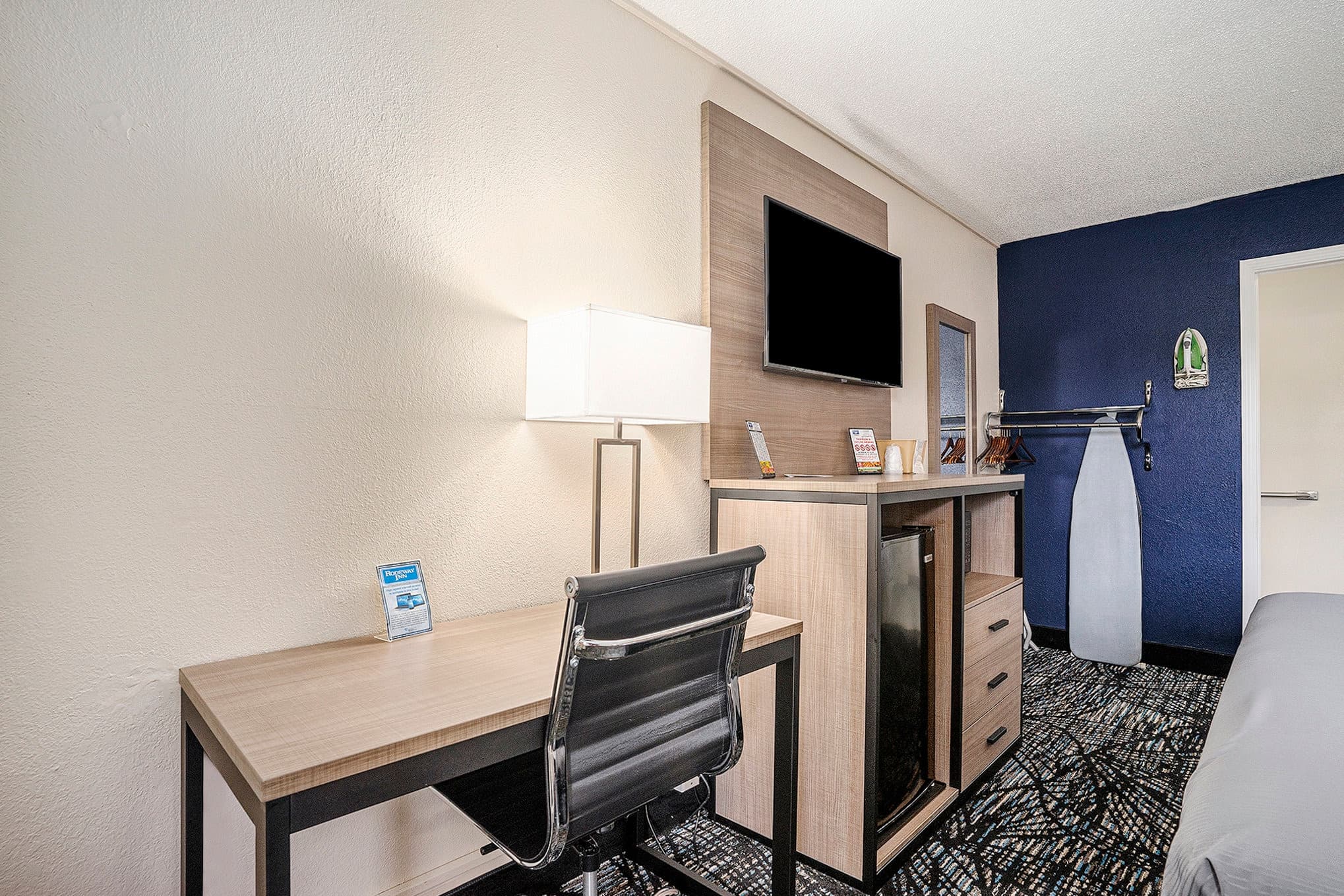Rodeway Inn Grand Haven — 13