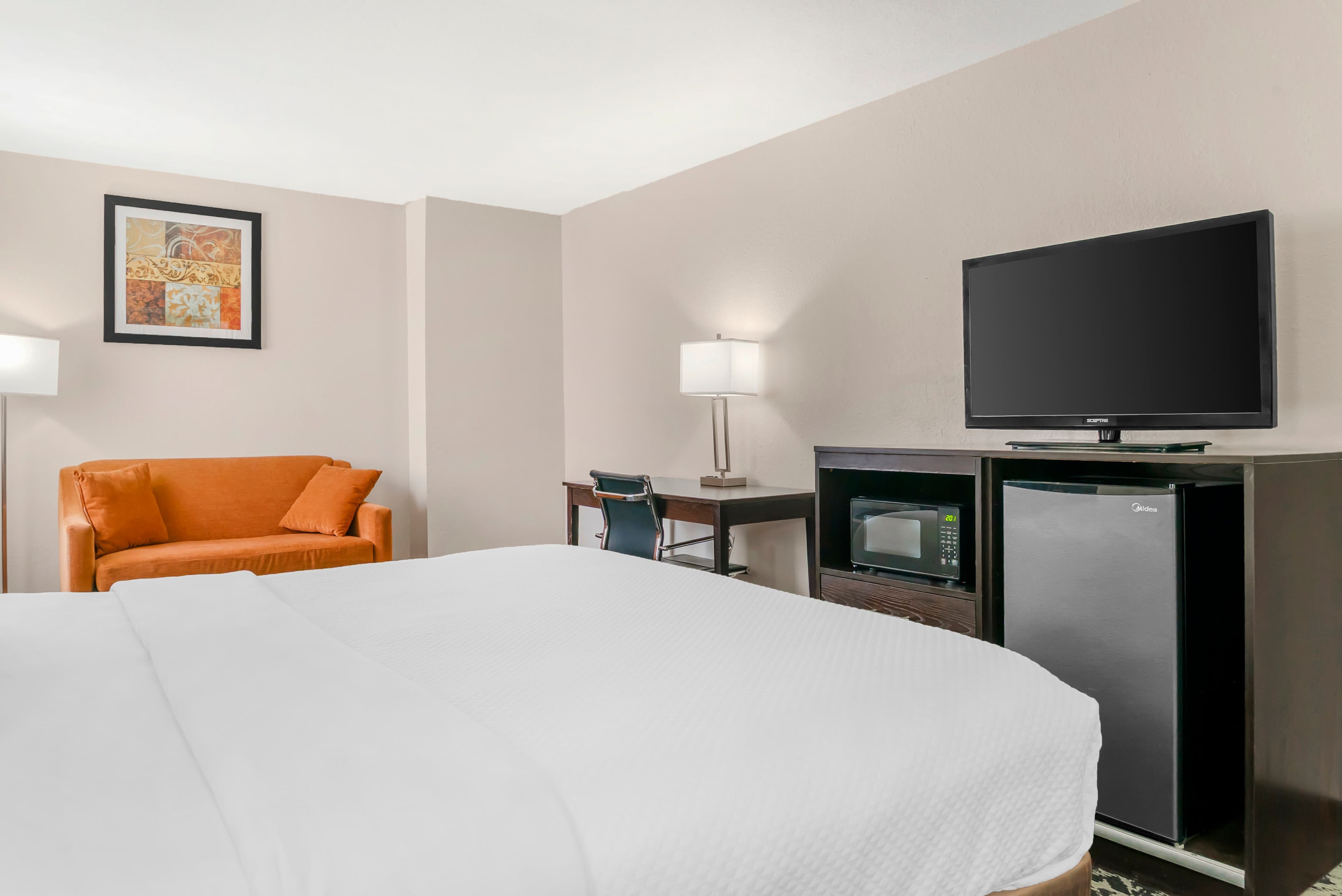 Quality Inn Grand Rapids South-Byron Center — 11