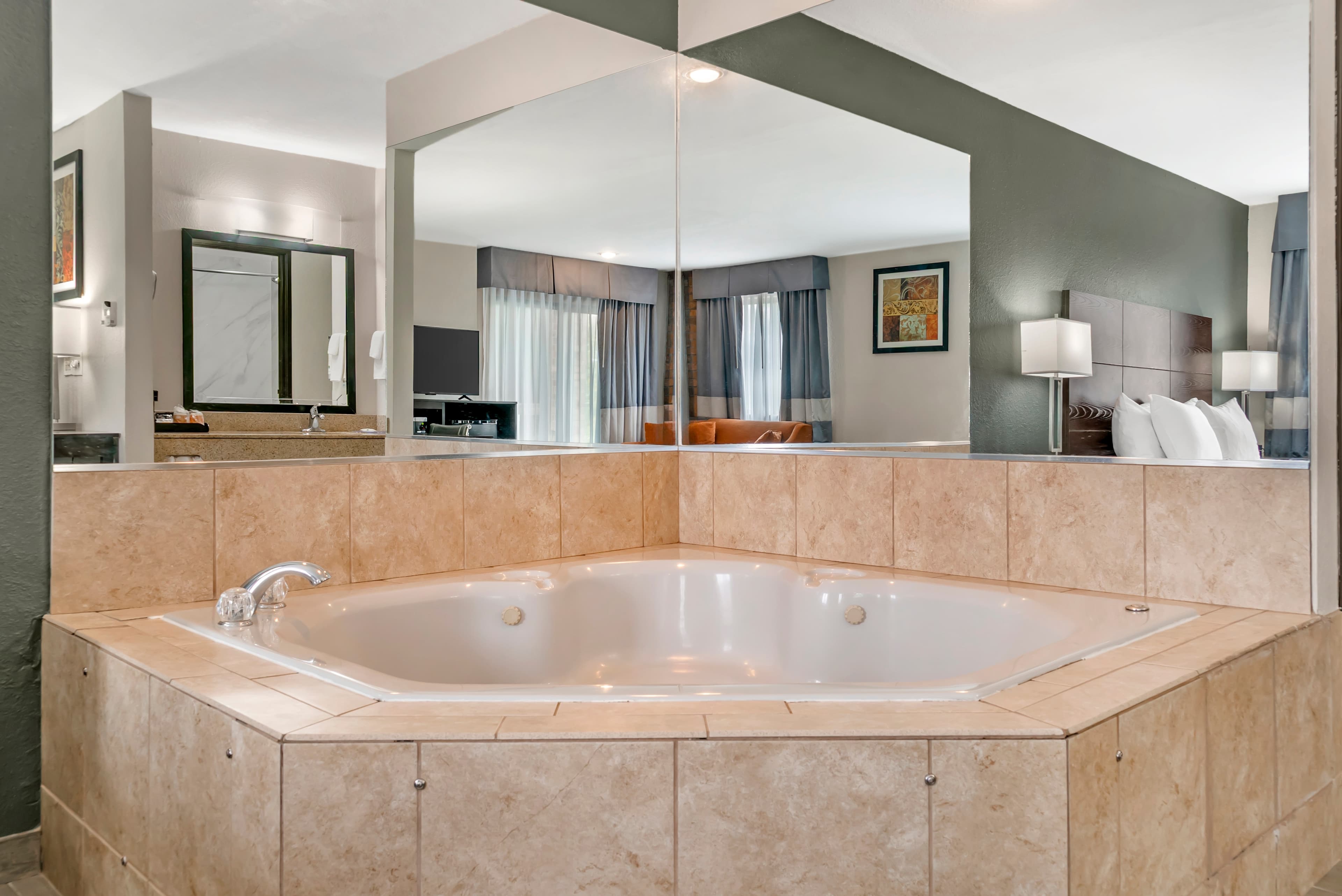Quality Inn Grand Rapids South-Byron Center — 21