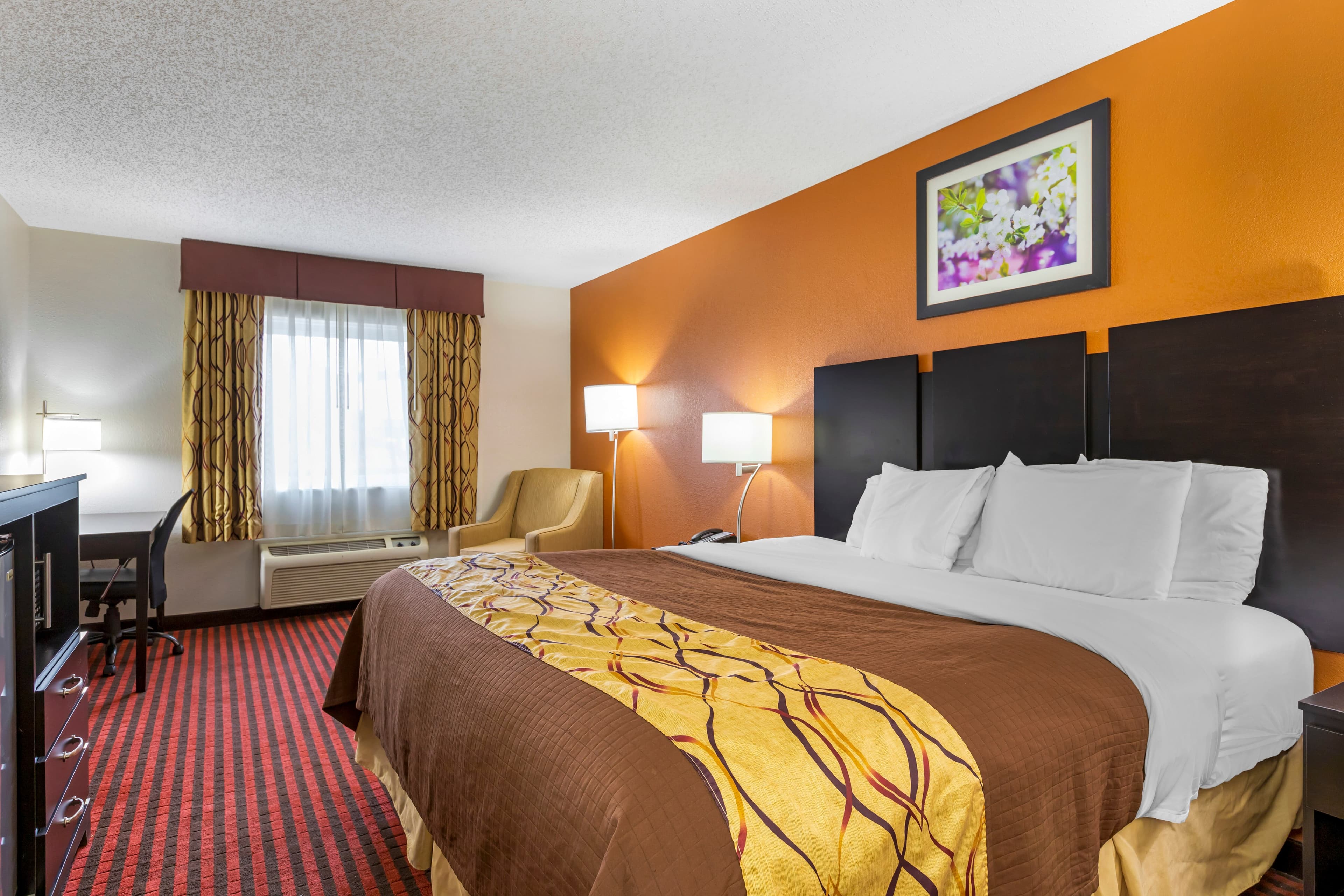Rodeway Inn Coopersville — 7