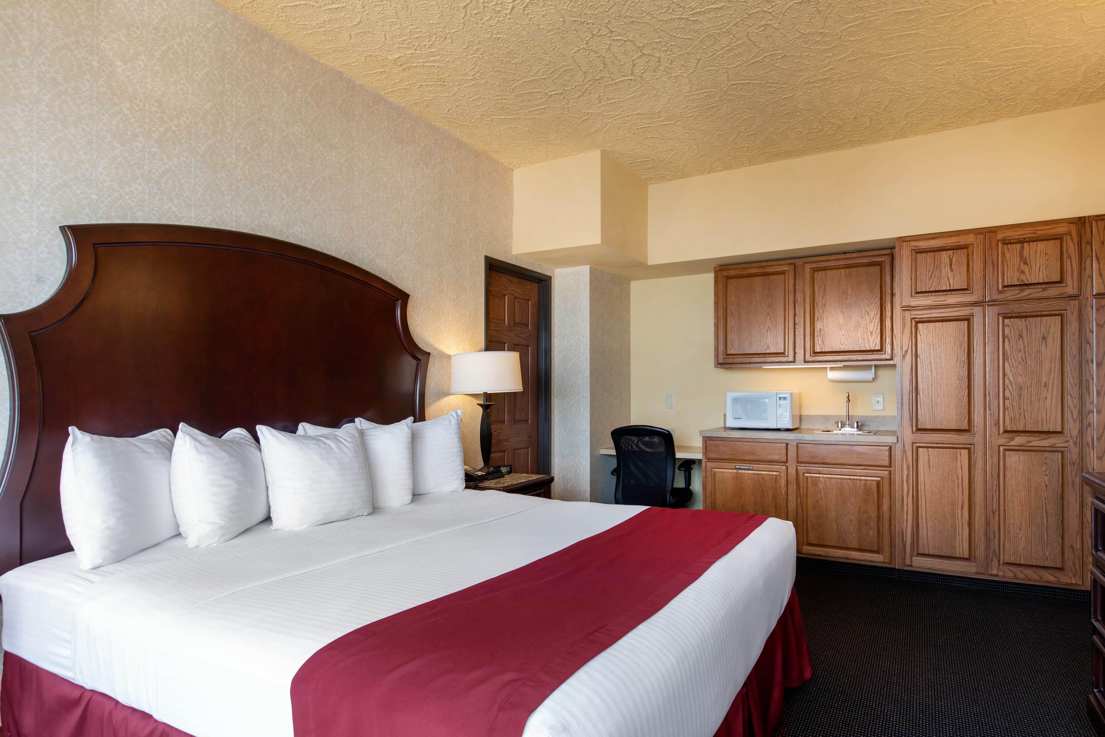 Shoreline Inn & Conference Center, an Ascend Collection Hotel - Image 5