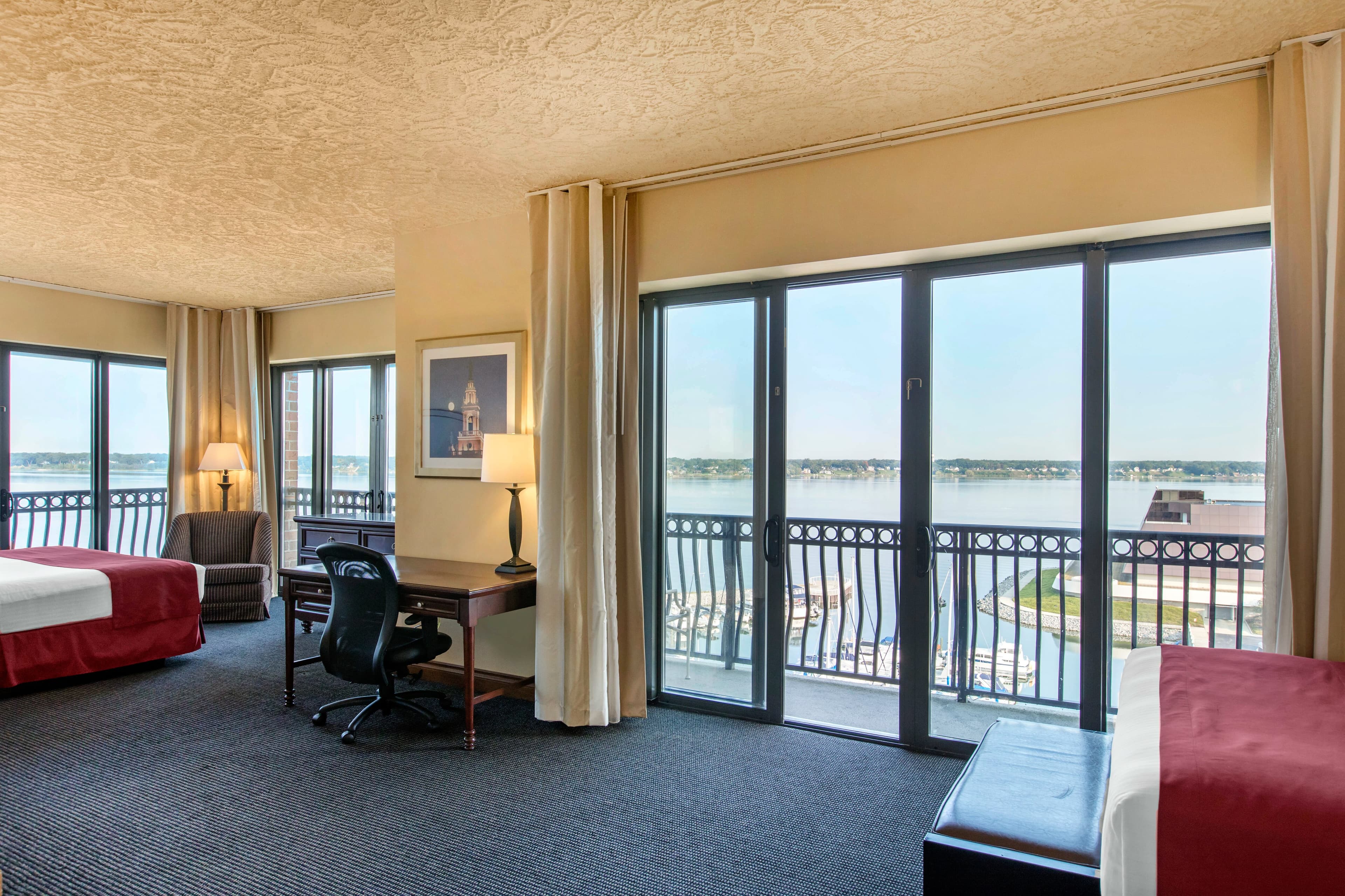 Shoreline Inn & Conference Center, an Ascend Collection Hotel — 14
