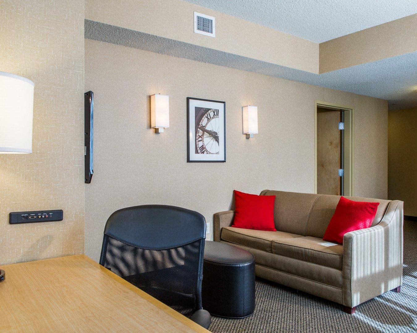 Cambria Hotel Traverse City — 23