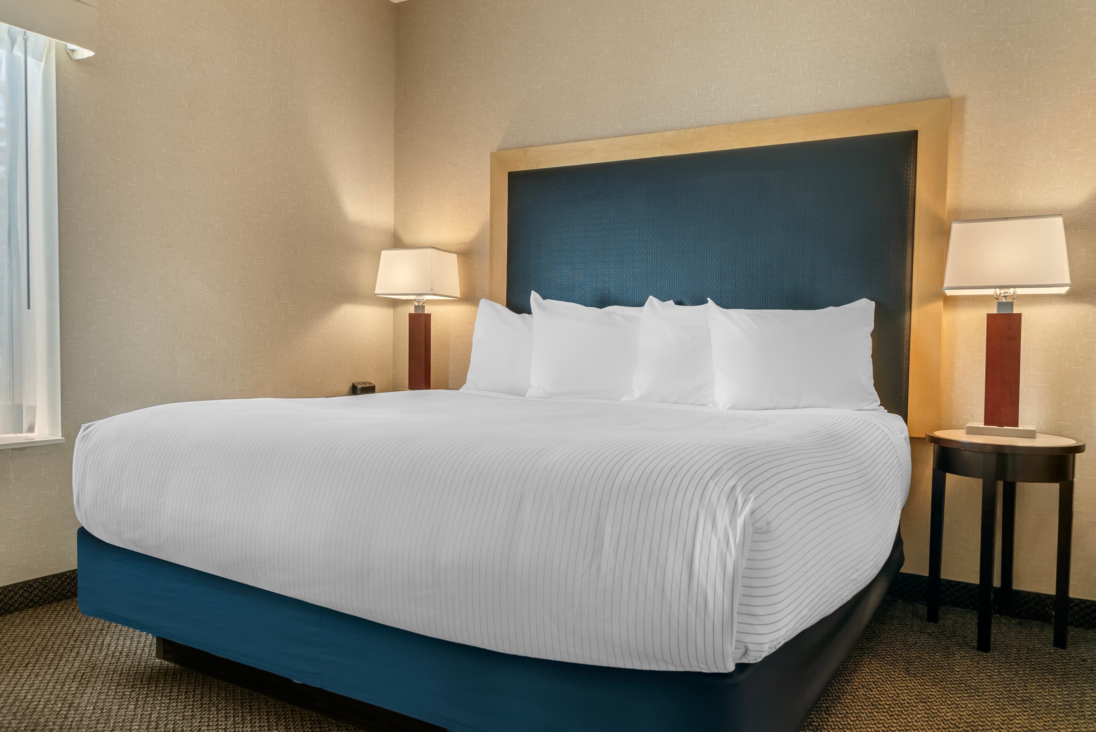 Cambria Hotel Traverse City - Image 5