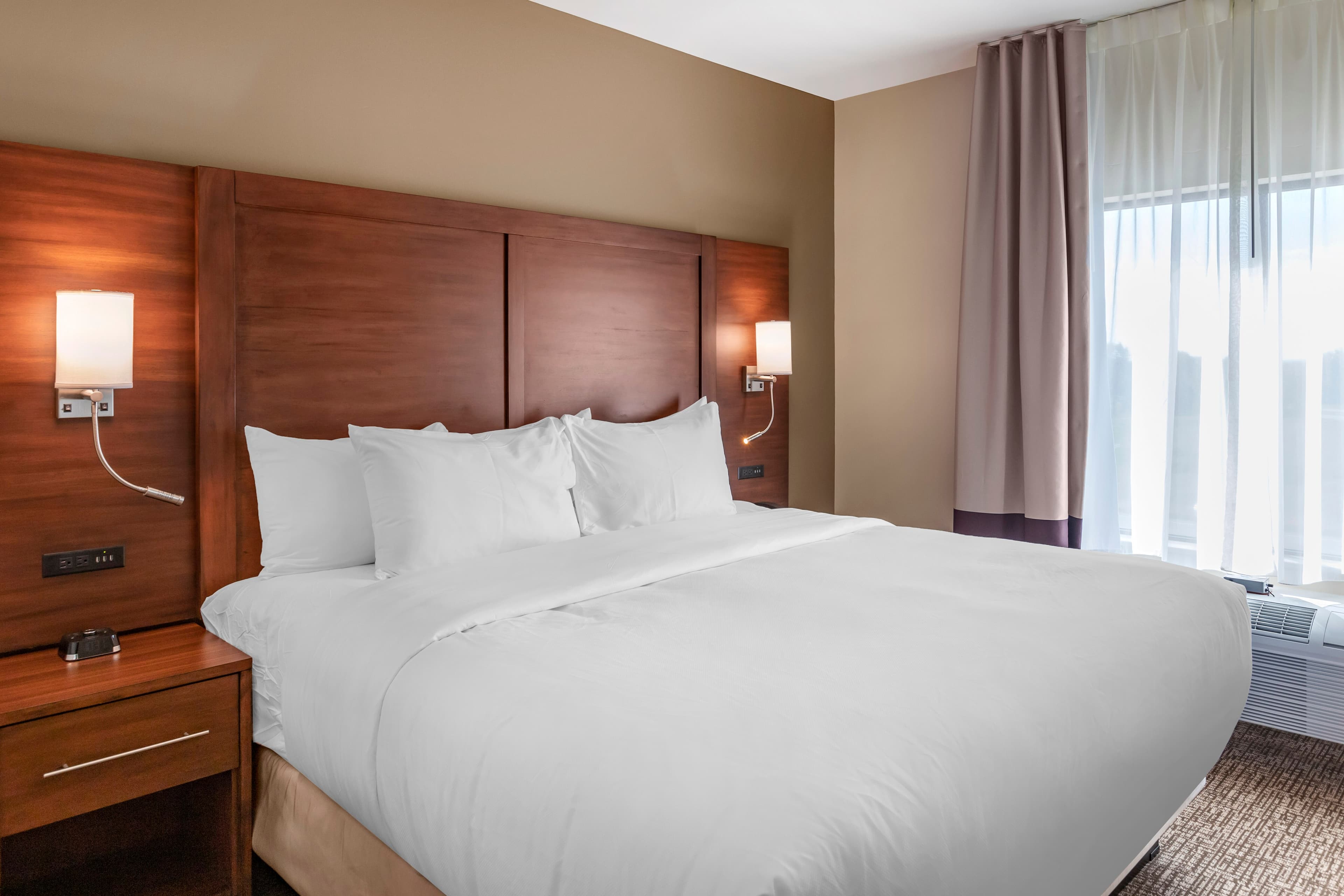 Comfort Inn & Suites Clarkston Pine Knob Area — 24