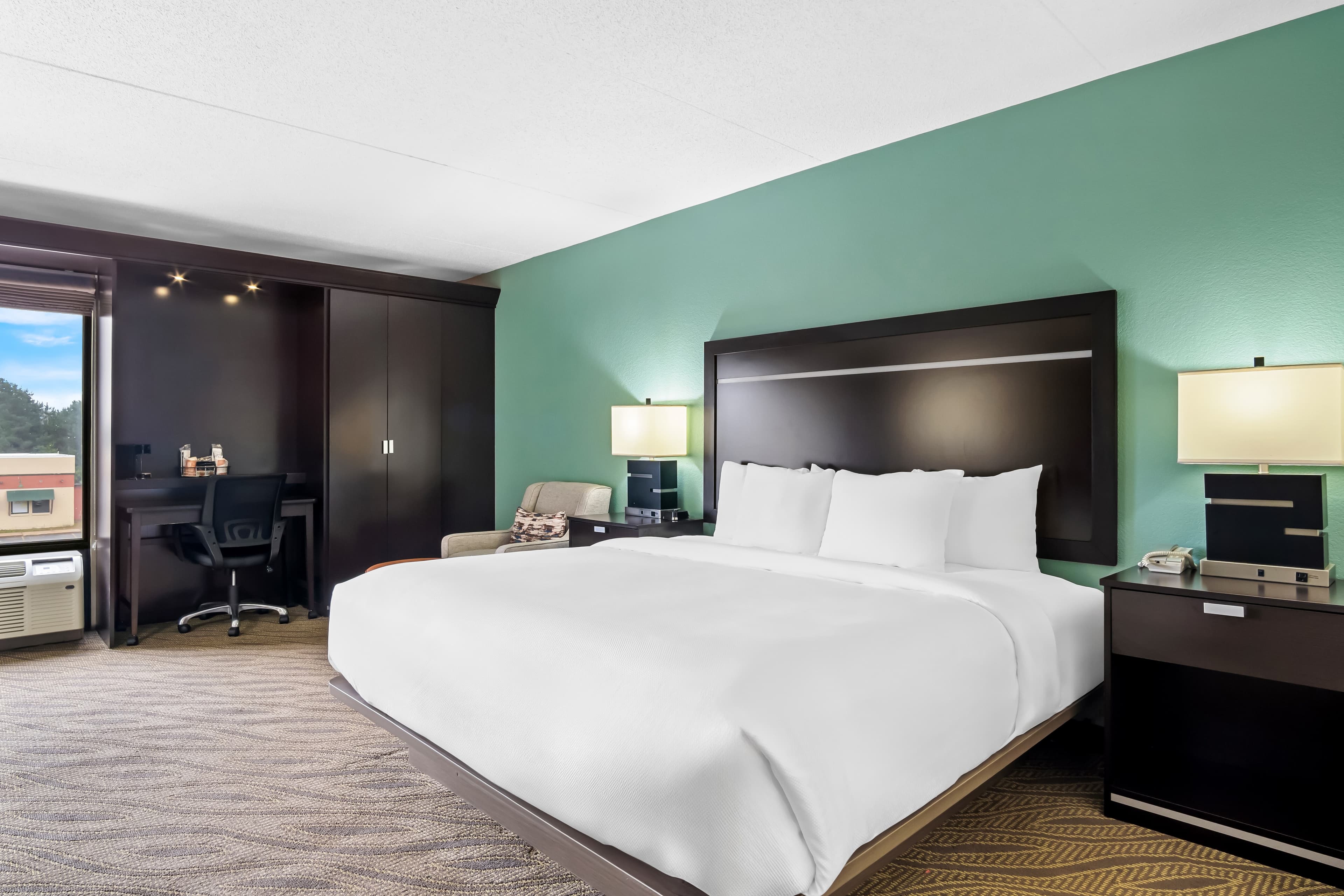 Comfort Inn Cadillac — 6